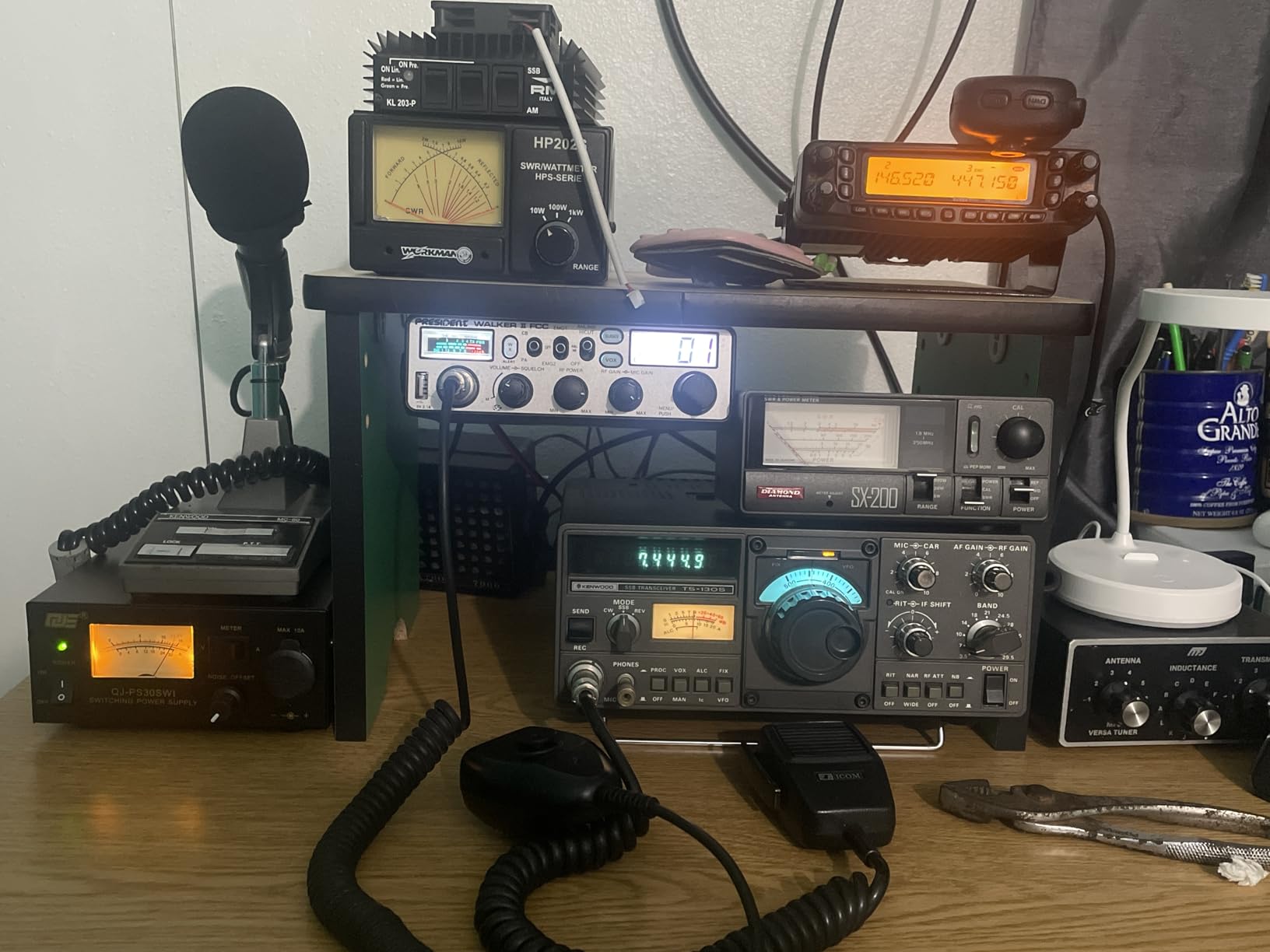 13.8V 30A DC Power Supply for Ham Radio, Regulated Bench Power Supply with Noise Offset, Analog Lab AC to DC Switching Converter, Cigarette Plug Socket, Powering CB VHF UHF HAM Amateur Radio customer photo 1