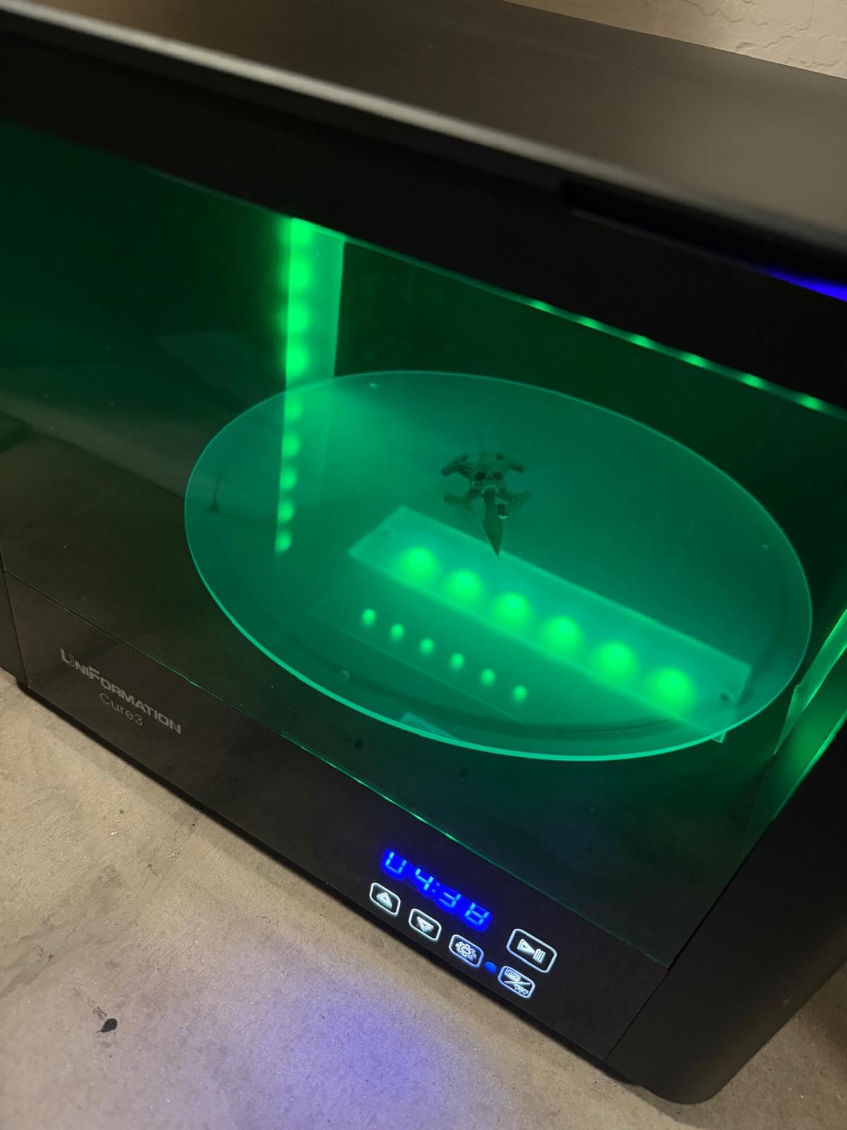 UniFormation 10.3-inch Cure3 Curing Machine 405nm UV Resin Curing Station with 360 Degree Turntable D282 x H162 mm Curing Box Compatible with Resin 3D Printers for 3D Printed Models customer photo 1