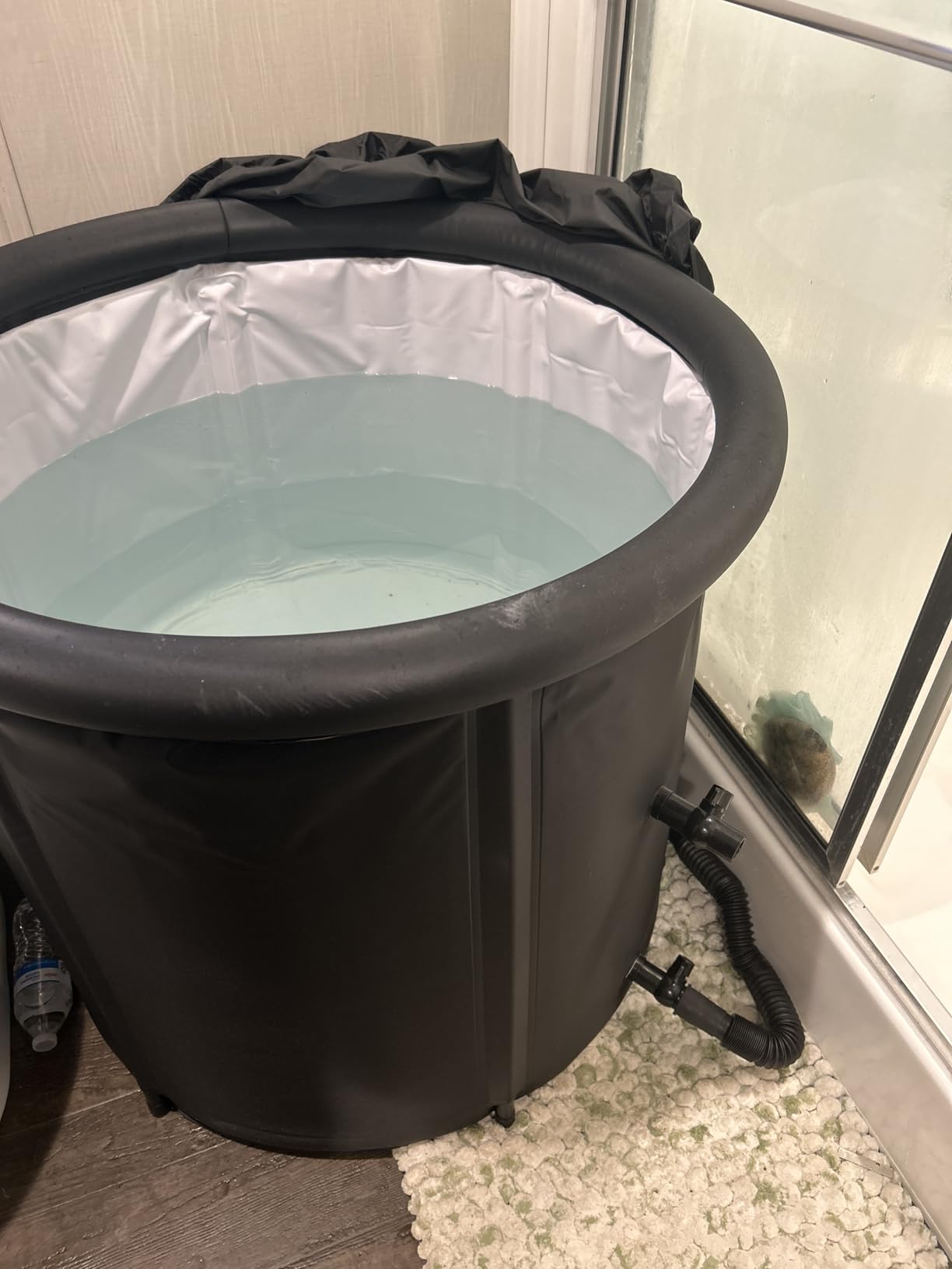 The Pod Company Standard Ice Bath Tub, 84 Gallon Cold Plunge Tub with Cover Lid, Portable Inflatable customer photo 2