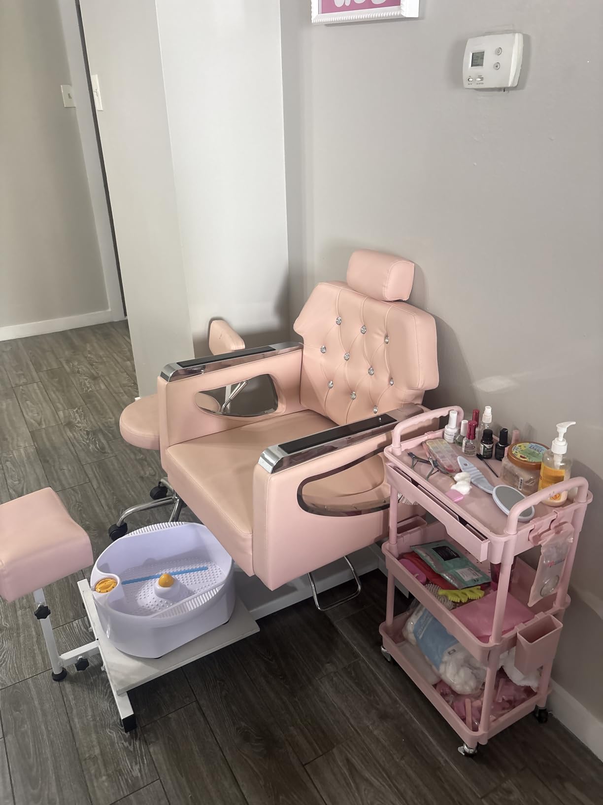 Pedicure Chair with Foot Spa Basin & Stool, Hydraulic Reclining Salon Chair with Bubble Massage & Adjustable Footrest, Heavy Duty Nail Tech Station for Spa Beauty customer photo 1