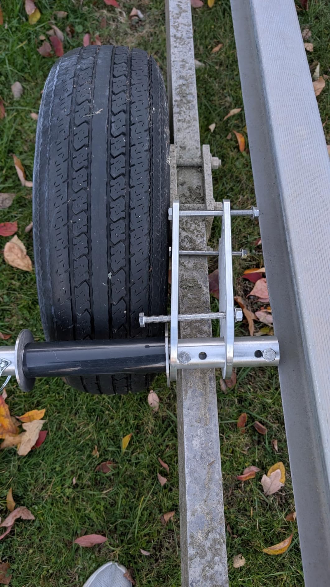 2 Pack Boat Lift Wheel Kit, Adjustable Boat Lift Wheel Bracket, Aluminium Mounting Plates for Boat Lift Installation Wheel Kits, Fit Universal Lifts and Dock Shafts customer photo 1