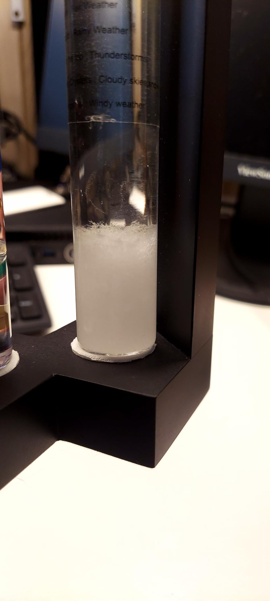 Lily's Home Desktop Weather Station, with Galileo Thermometer and Fitzroy Storm Glass Weather Predictor, 5 Multi-Colored Spheres, Matt Black customer photo 2