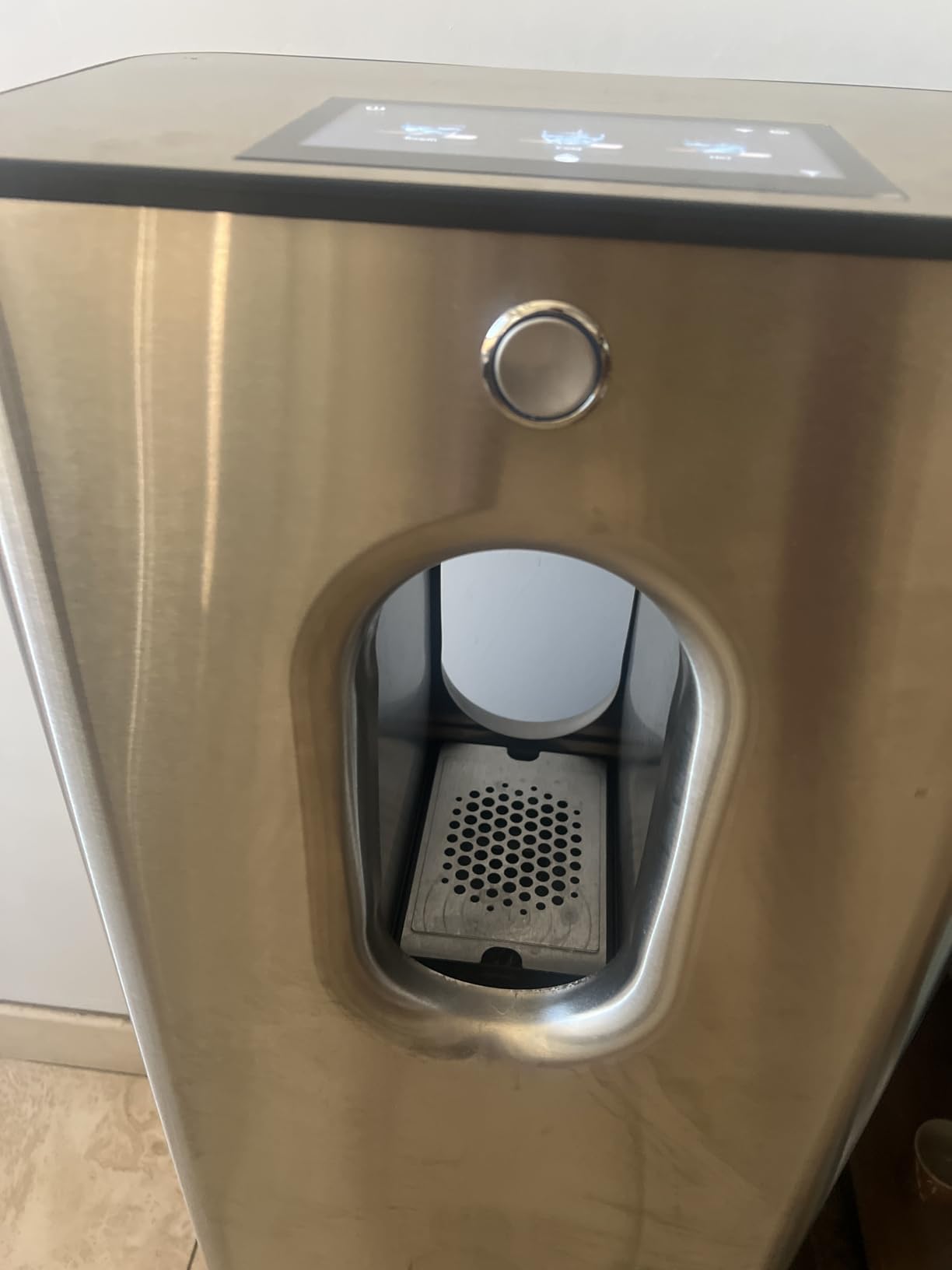 Kara Pure 2 Air-to-Water Dispenser - Freestanding Water Generator with Hot, Cold & Room Temp Options customer photo 2