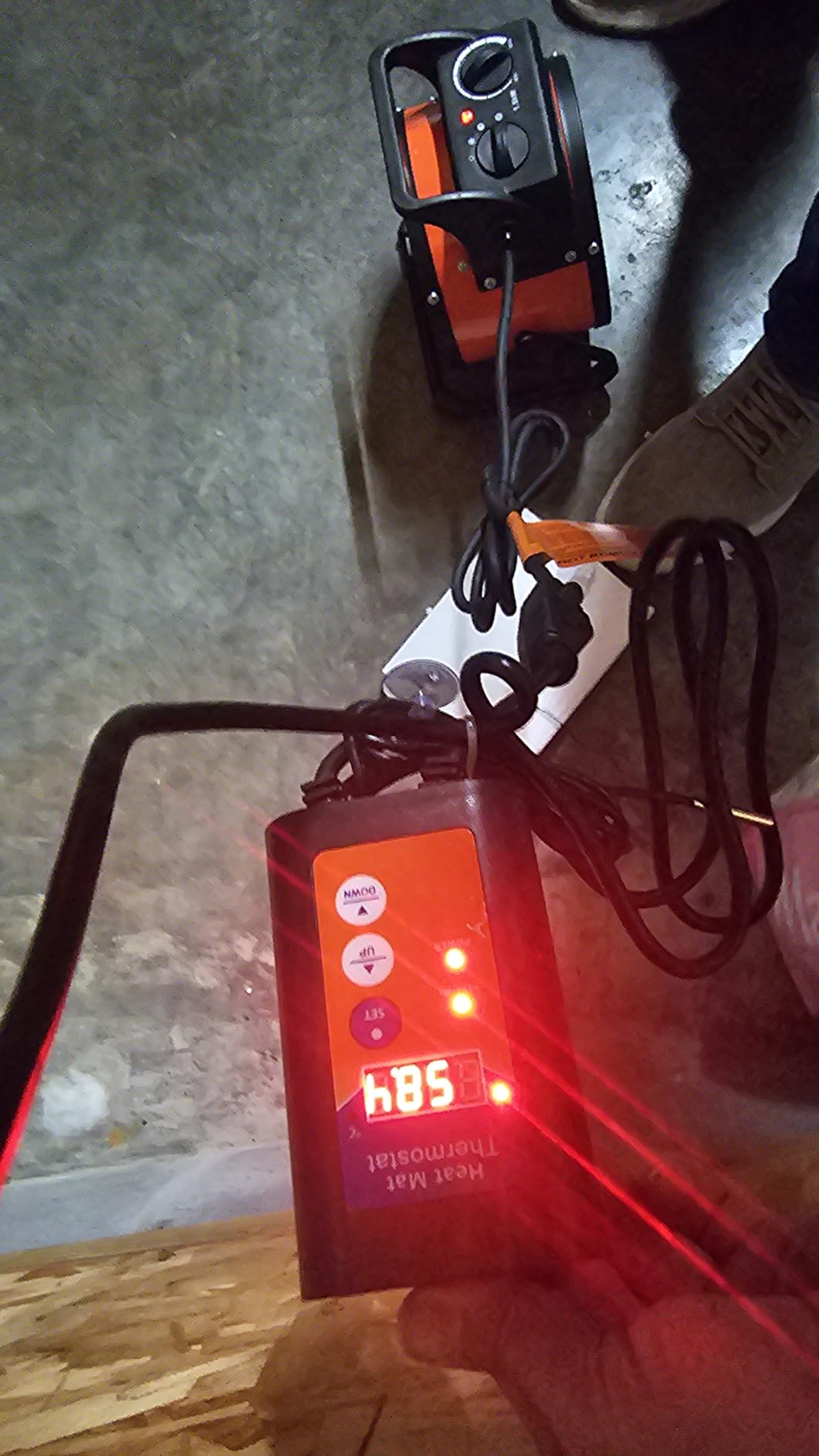 Greenhouse Heater with Digital Thermostat, 1500W Electric Grow Tent Heaters, 3S PTC Fast Heating, 3 Modes Adjustment, Overheat Protection for Patio, Grow Tent, Greenhouse, Outdoor, Yellow customer photo 1