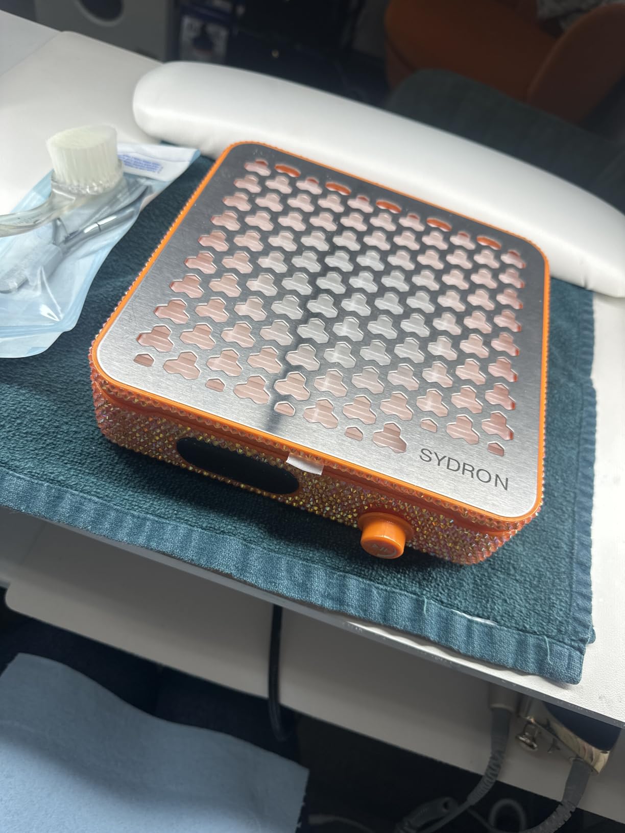 Nail Dust Collector | 1000PA Professional Nail Dust Collector | 10 Speed Levels| Low Noise & Strong Suction| Reusable Filter, 10 Pads + Nail Dust Brush| for Acrylic Nails, Salon & Home -Orange Diamond customer photo 2
