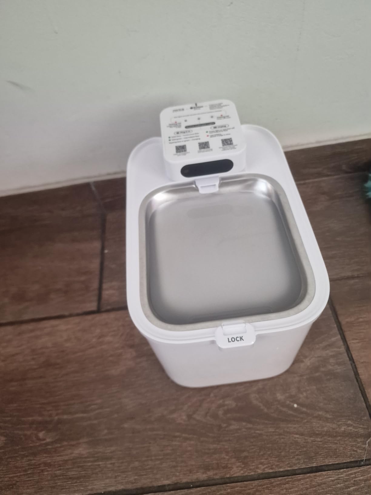 PETKIT Dishwasher Safe Cat Water Fountain, Cordless Automatic Cats Drinking Fountain with Motion Sensor, 101 oz/3L Pet Fountain for Cats Dogs Inside, Smart App Control & Stainless Steel Tray customer photo 2