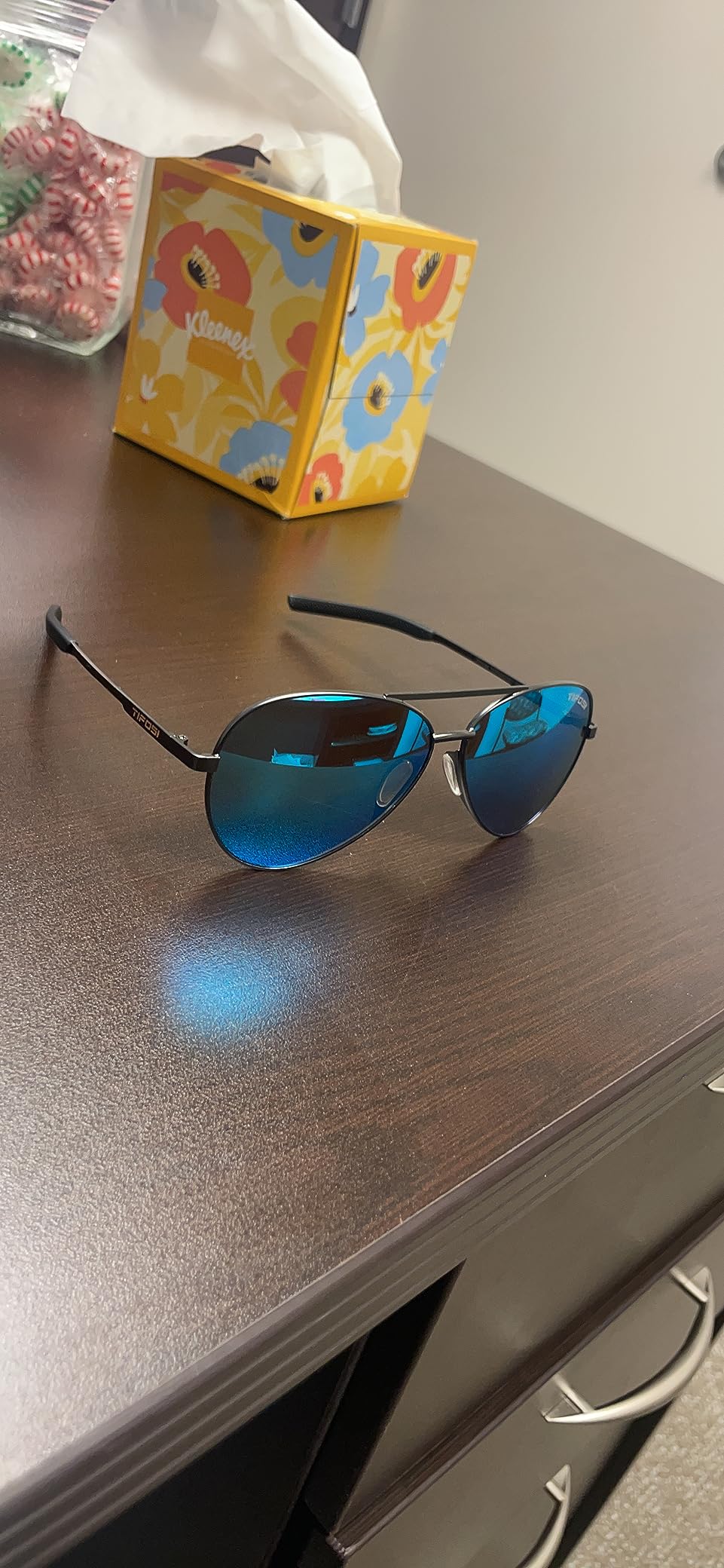 Shwae Tangle Free Aviator Sunglasses For Men & Women - Ideal For Flying, Golf, Hiking, Running and Great Lifestyle Look customer photo 1