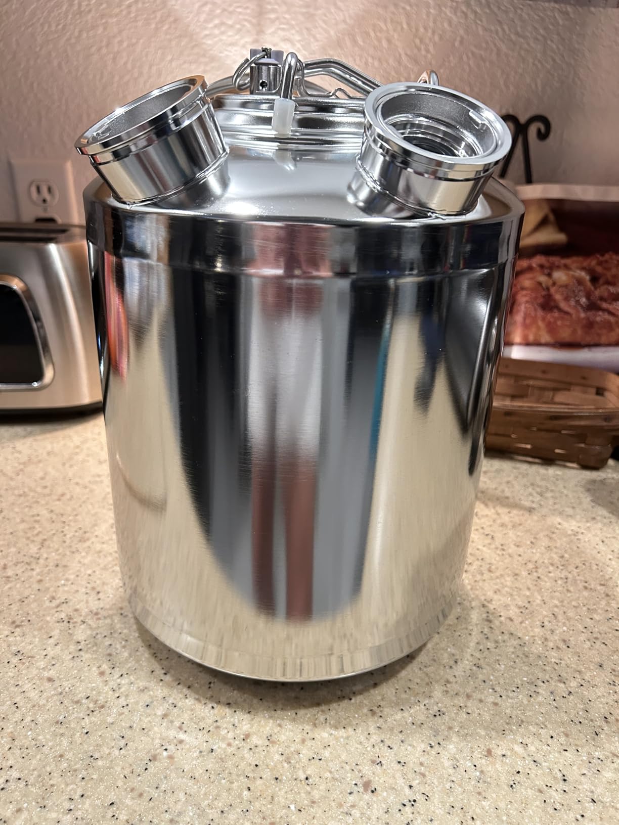 2.5 Gallon / 10 L Kegerator Cleaning Kit, 304 Stainless Steel Beer Line Cleaning Can with 2 D Couplers and Non-Slip Gloves customer photo 1