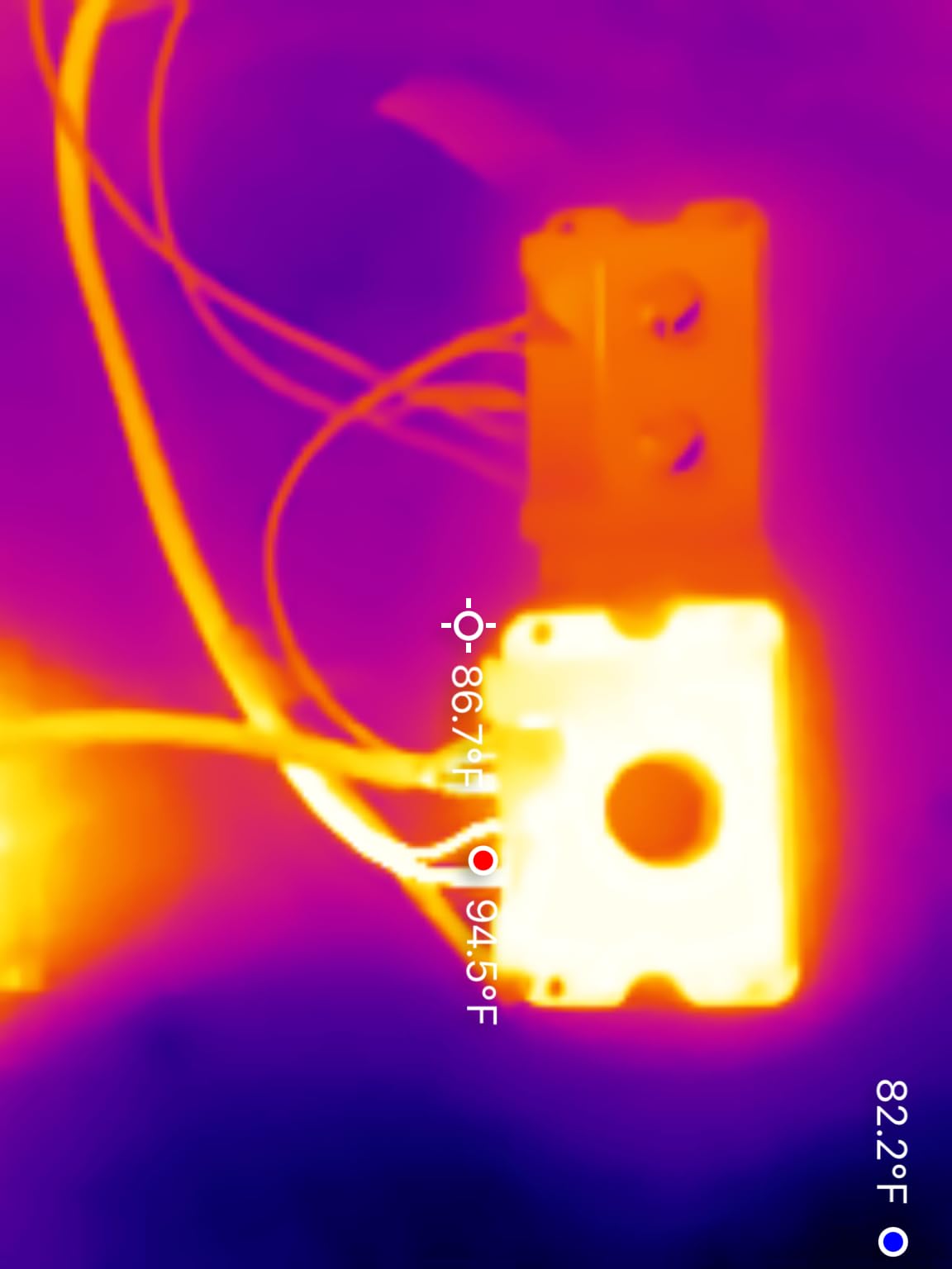 Thermal Master P3 - Thermal Camera for iOS & Android, 8mm Macro Vision Infrared Imager with 35mk NETD, 512x384 Super Resolution, 3.6F Accuracy, Manual Lens, Work for Home PCB Inspection, Black customer photo 1