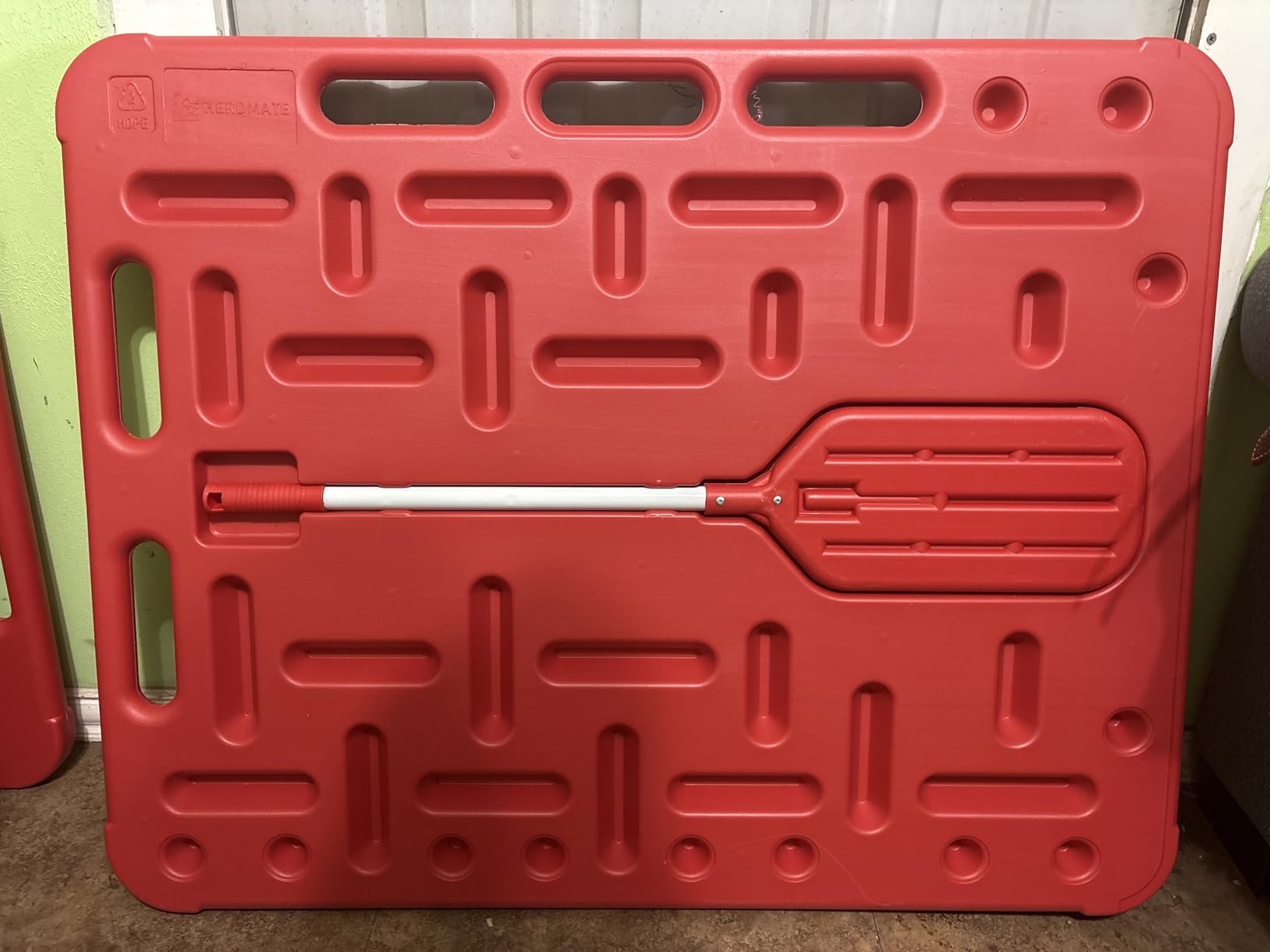 Pig Sorting Board w/Sorting Stick Paddle - Livestock Sorting Panel - Cattle Panel, Hog Panels, Mini Pig, Baby Goat Supplies - Show Pig Supplies Livestock - Farm Equipment - Medium 38