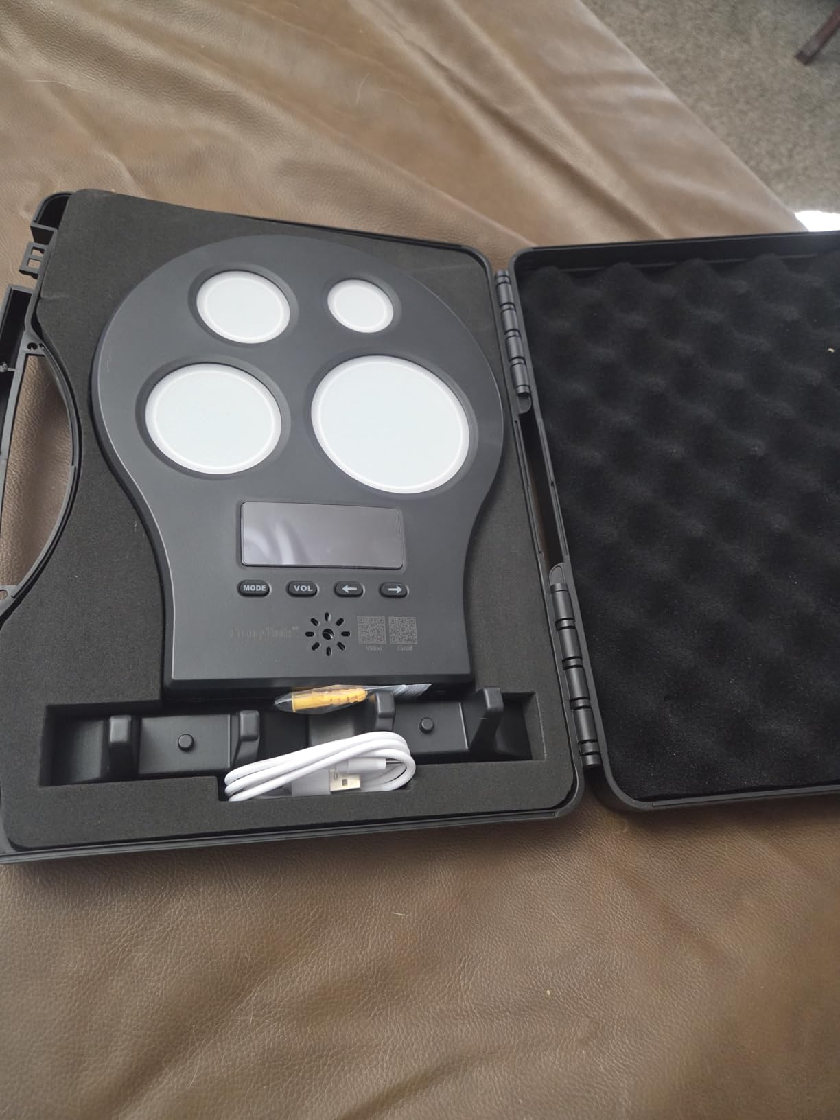 Laser Training Target M-Target - Four-Zone Dry-Fire Training System for Indoor Shooting Practice, with Three Modes, History Record & Portable Case customer photo 1