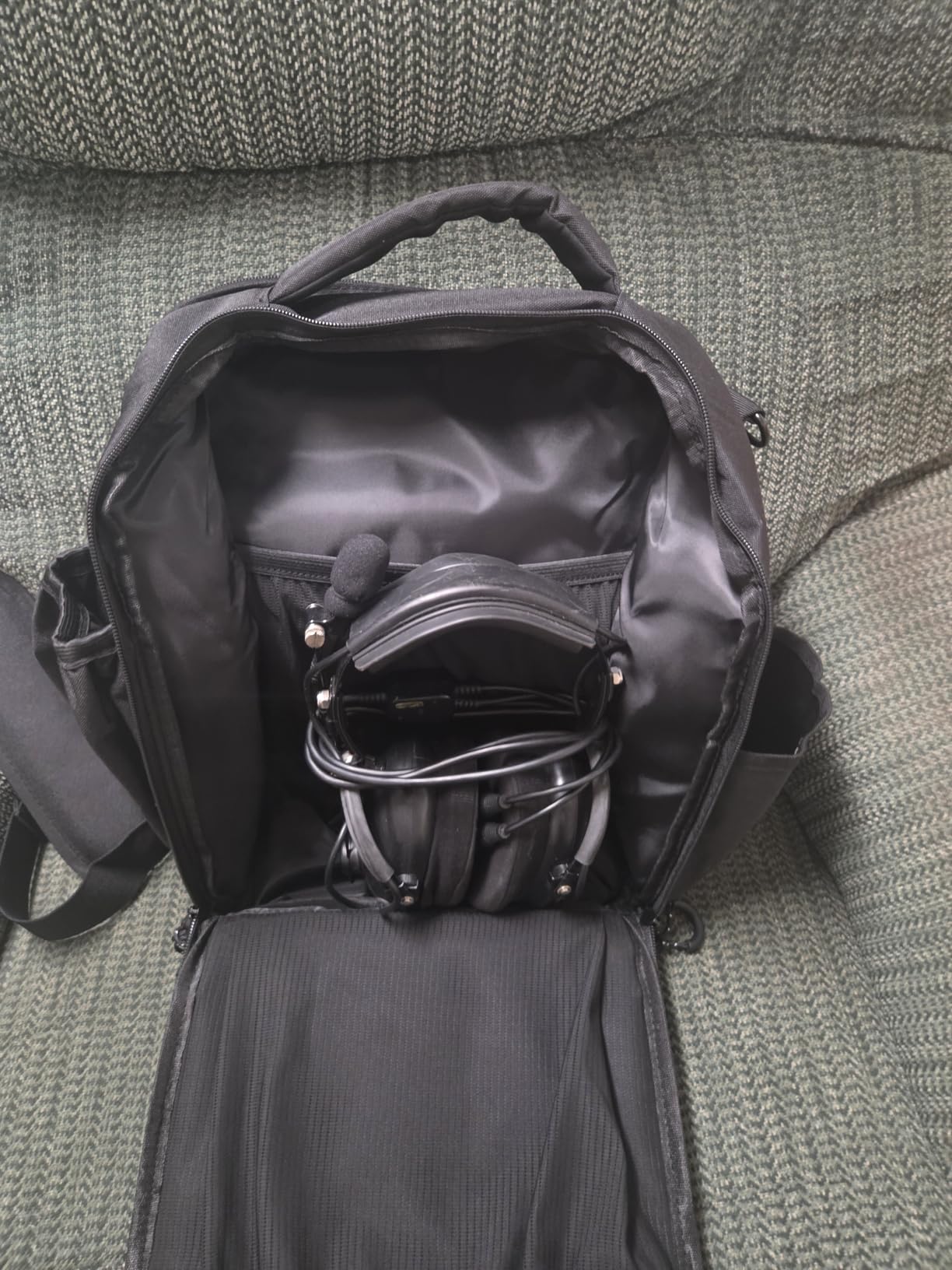 Pilot Bag,Aviation Headset Bag,Flight Bags for Pilots, Multiple Pockets for 15