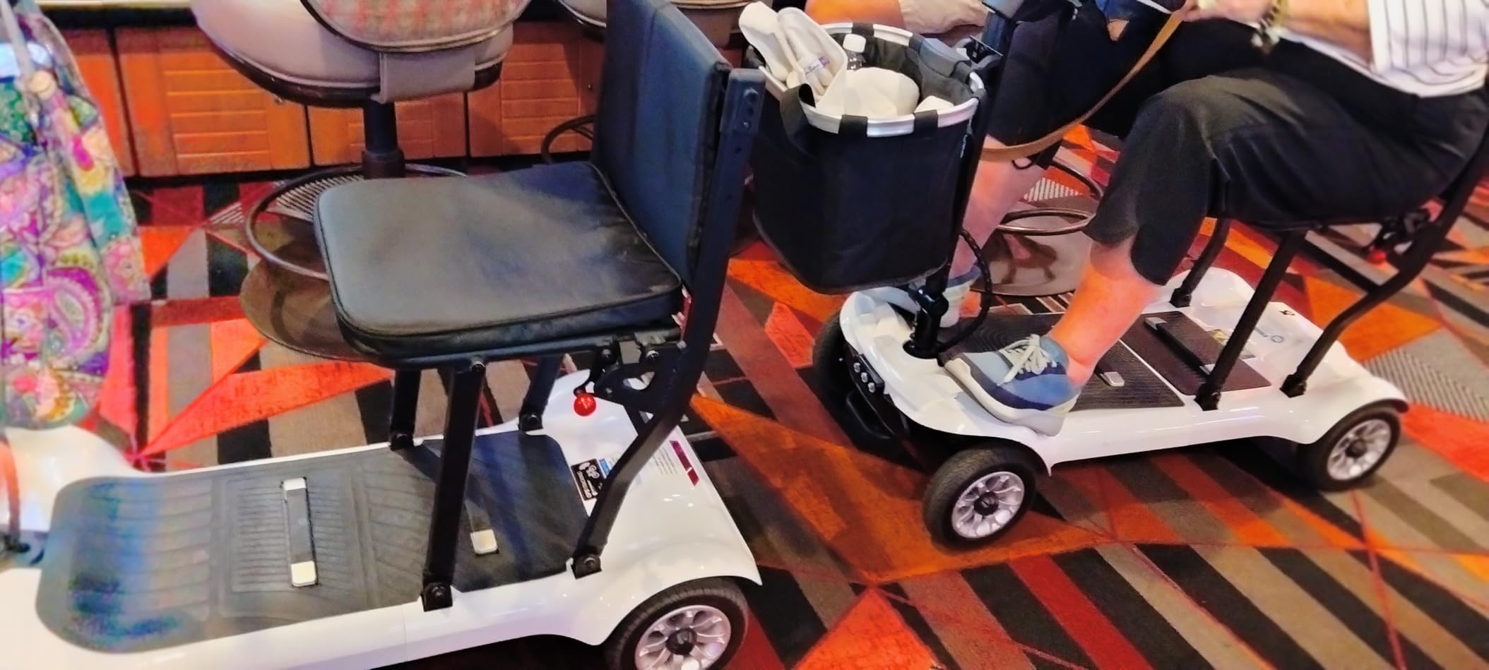 PAISEEC D3 Ultra Lightweight Mobility Scooter for Seniors, 39.7 lbs Folding Mobility Scooter with 2 Lithium Batteries, All Terrain Travel Sccoter 18.6 Miles Airline Approved Mobility Scooters (SILVER) customer photo 1