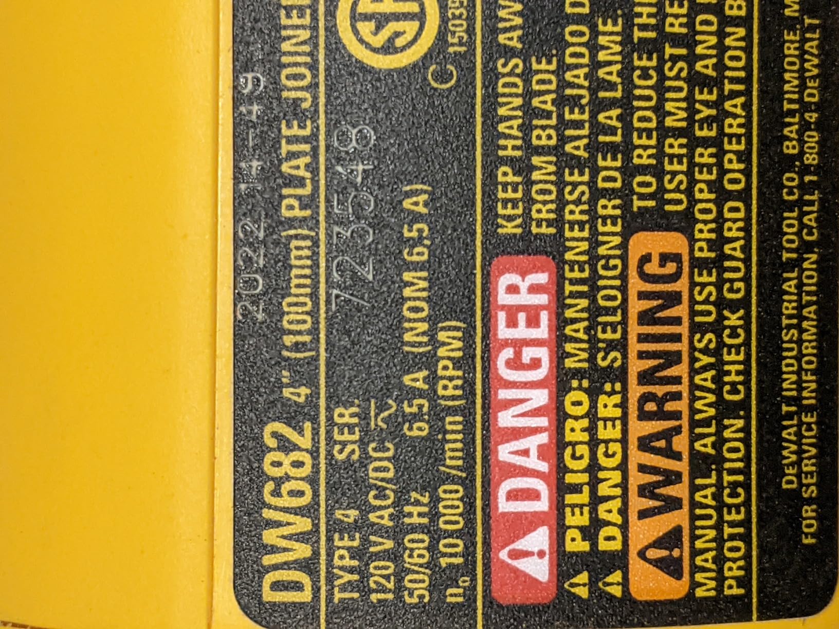 DEWALT Biscuit Joiner, 6.5 Amp, 10,000 RPM, Retractable 45 Degree Notch, for Depth Spots (DW682K) customer photo 1