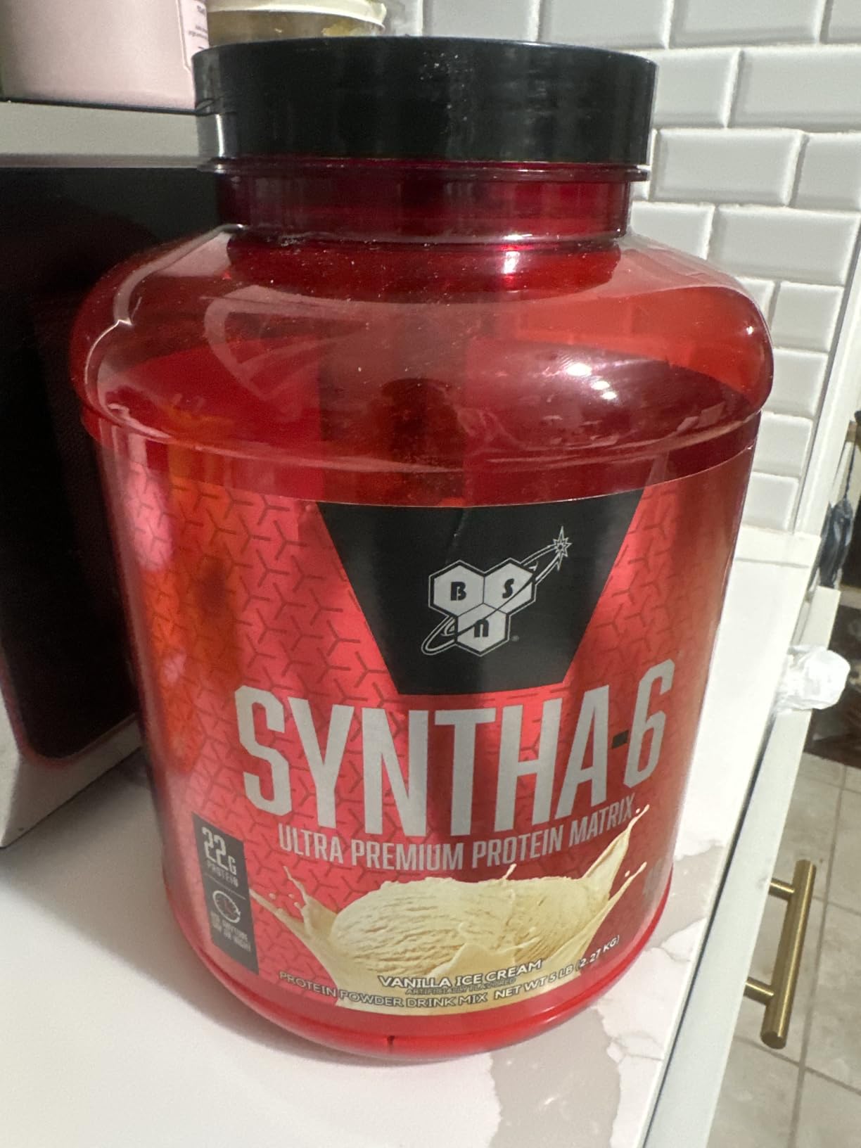 BSN SYNTHA-6 Whey Protein Powder, Micellar Casein, Milk Protein Isolate Powder, Vanilla Ice Cream, 5 Pounds, 48 Servings (Pack of 1) customer photo 2