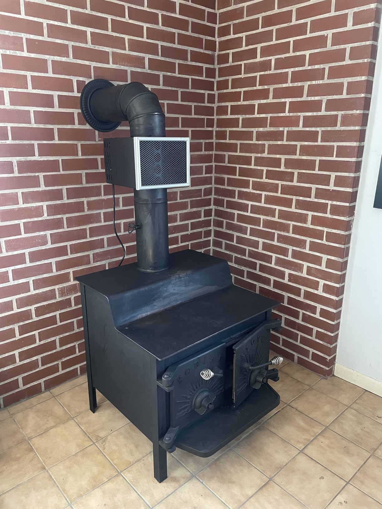 US Stove Company MH6 Easy to Install 6 Inch Miracle Heat Reclaimer Ultra Quiet Freestanding Wood or Coal Stove Furnace, Black customer photo 2