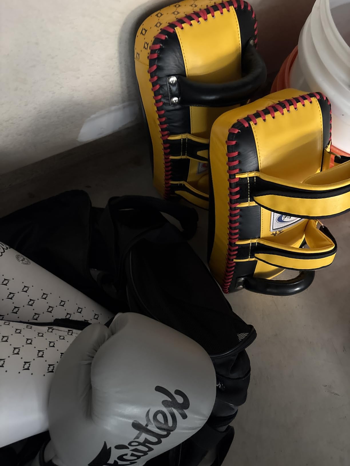 Fairtex Curved MMA Muay Thai Pads for Punching, Blocking, Kicking, Punch, Hitting | Light Weight & Shock Absorbent Boxing Mitts | Extra Padding for Sparring for Kickboxing & Self Defense customer photo 1