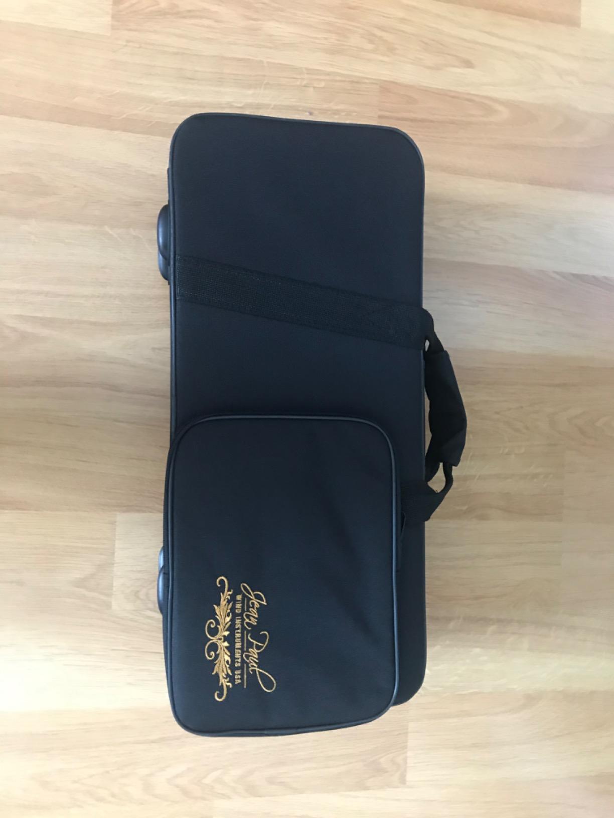 Jean Paul TR-330 Student Bb Trumpet, Two-Piece Yellow Brass Bell, Stainless Steel Valves, U.S. Play-Tested, Gold Lacquer Finish, 7C Mouthpiece and Semi-Hard Case Included customer photo 1