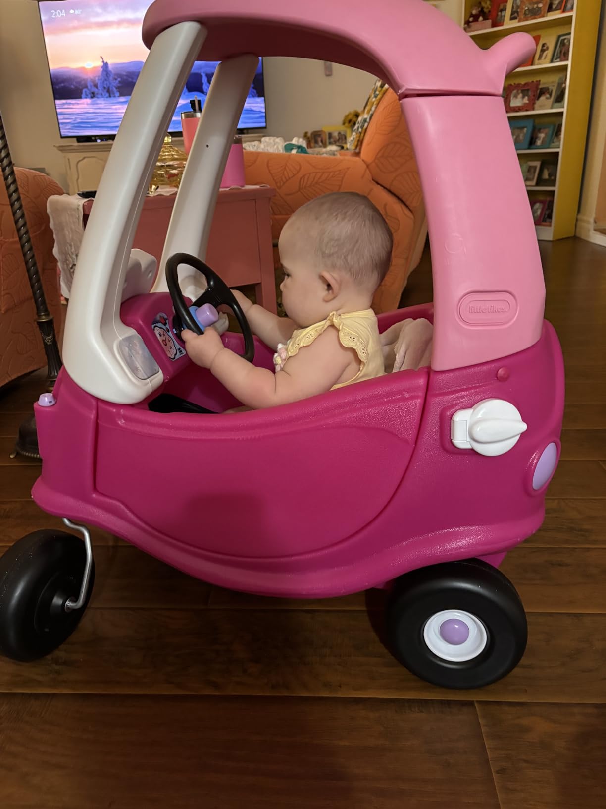 Little Tikes Princess Cozy Coupe Ride-On Toy - Toddler Car Push and Buggy Includes Working Doors, Steering Wheel, Horn, Gas Cap, Ignition Switch - For Boys and Girls Active Play, Magenta customer photo 2