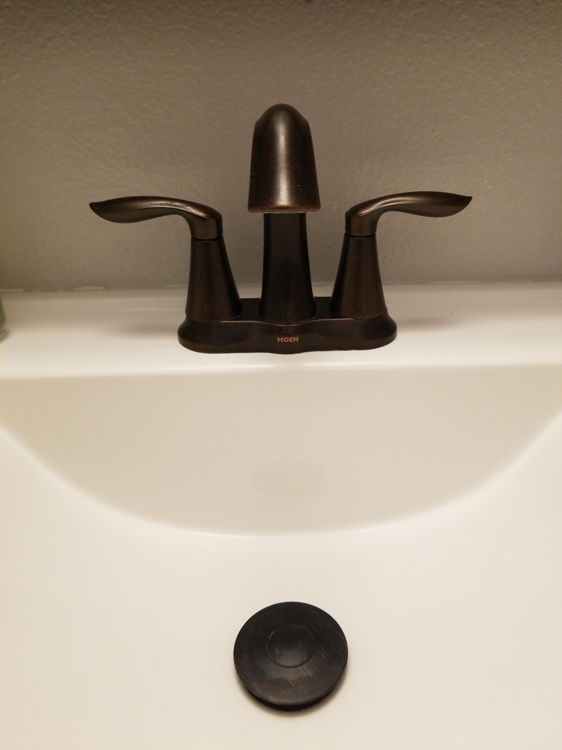Delta Lahara Centerset Chrome Bathroom Faucet, 4 Inch 3 Hole Bathroom Sink Faucet for Vanity, Metal Push-Pop Drain Assembly, Chrome 2538-MPU-DST customer photo 1