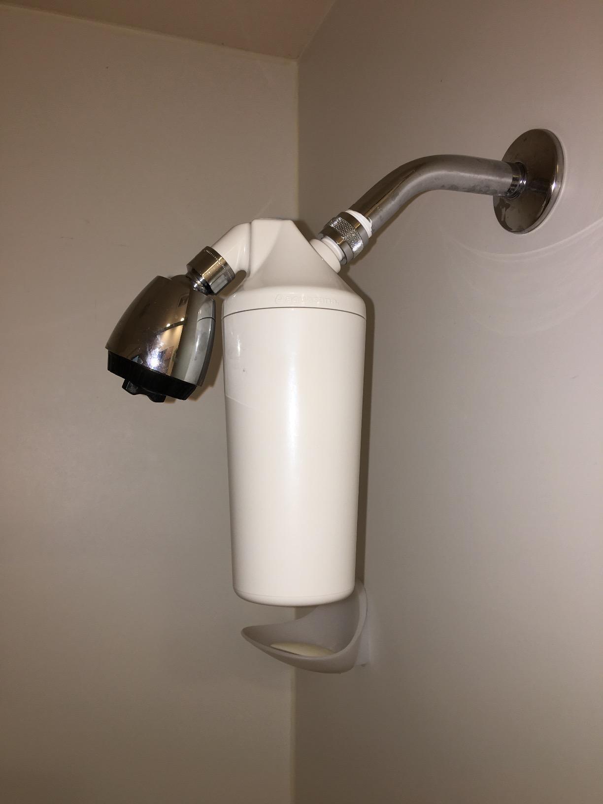 Aquasana Shower Filter AQ-4100NSH - Dermatologist-Recommended, Reduces 90% Chlorine, 6-Month Filter Life customer photo 1