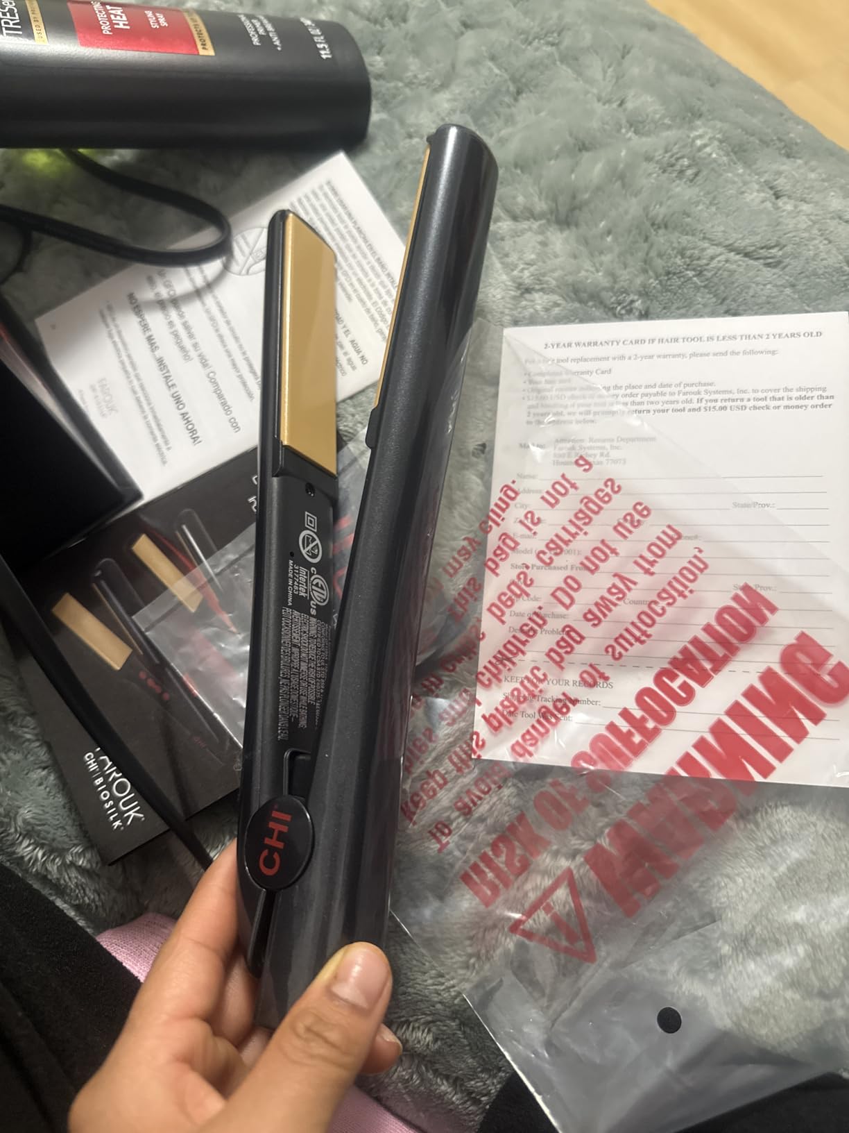 CHI G2 Titanium Infused Ceramic 1 inch Flat Iron Hair Straightener, Digital Temperature Control, Color-Coded Heat Settings for All Hair Types, Fast Heat-Up & Smooth Frizz-Free Finish customer photo 1