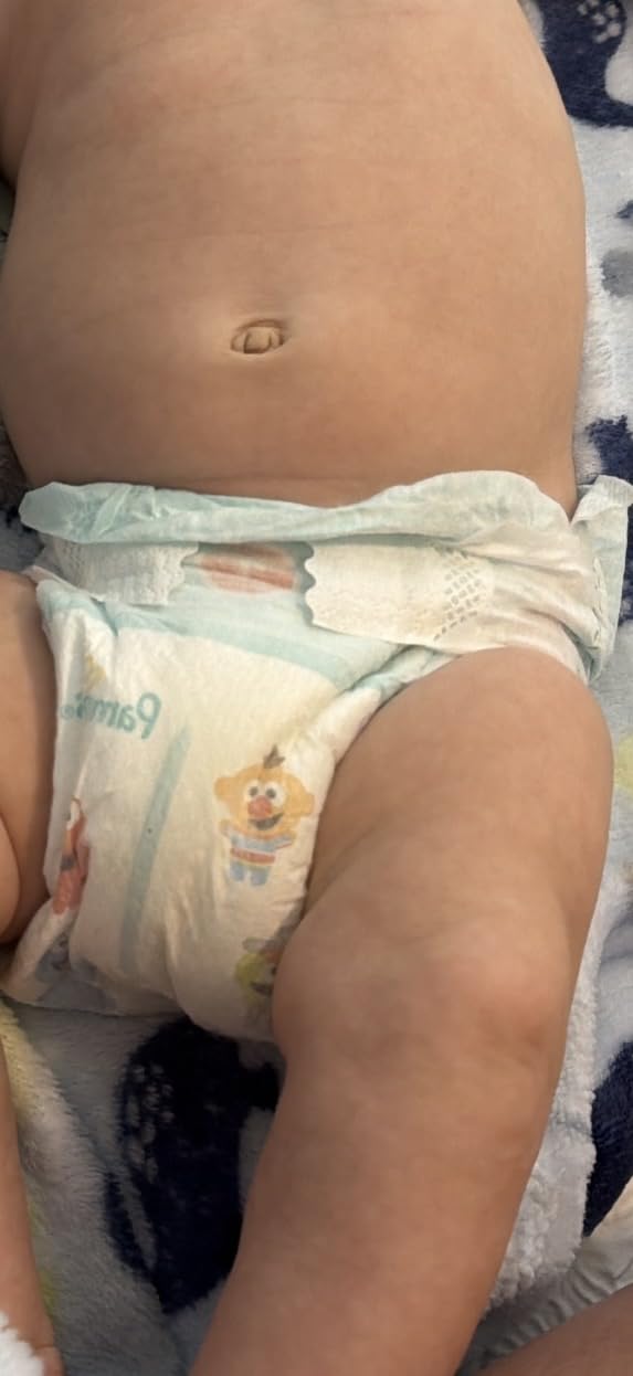 Pampers Baby Dry Diapers, Size 3, 104 Count, Absorbent Disposable Infant Diaper customer photo 1