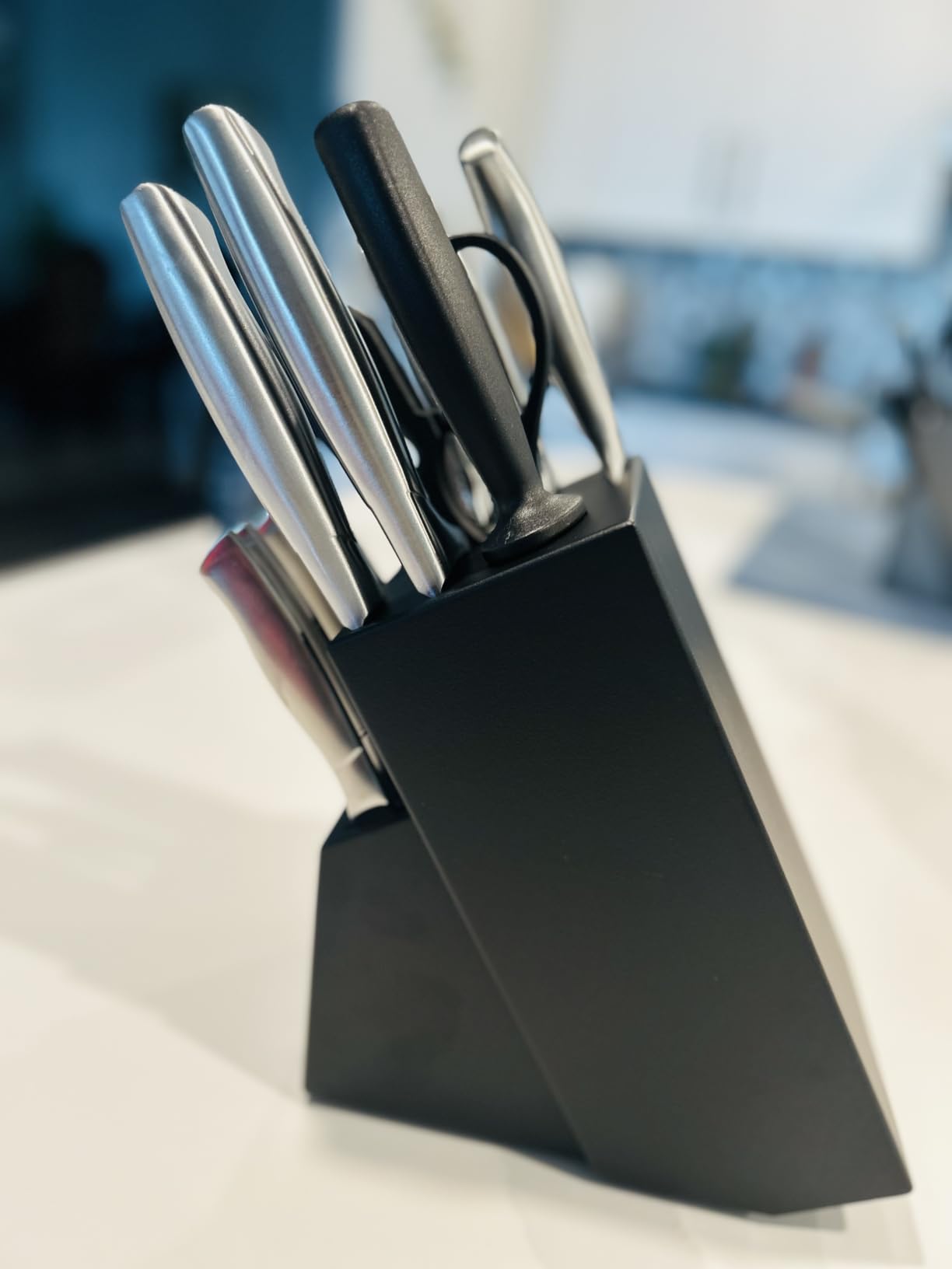 Cuisinart Stainless Steel Hollow Handle 15-Piece Cutlery Block Set, Kitchen Knife Set with Steel Blades for Precise Cutting, Durable Knives with Ergonomic Handles, C77SS-15PK customer photo 1