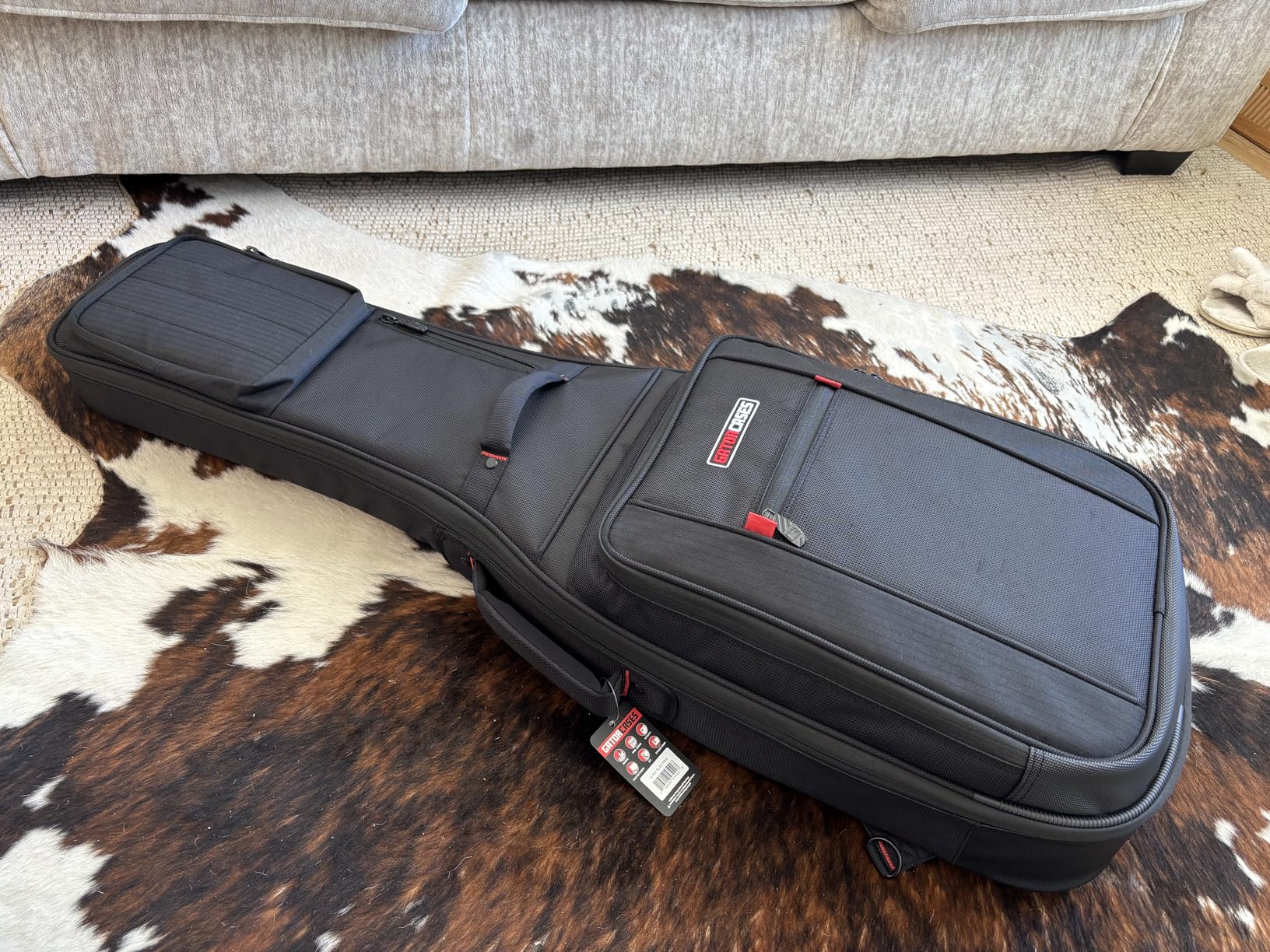 Gator Cases Pro-Go Series Ultimate Guitar Gig Bag, Fits Standard Electric Guitars (G-PG ELECTRIC) customer photo 2