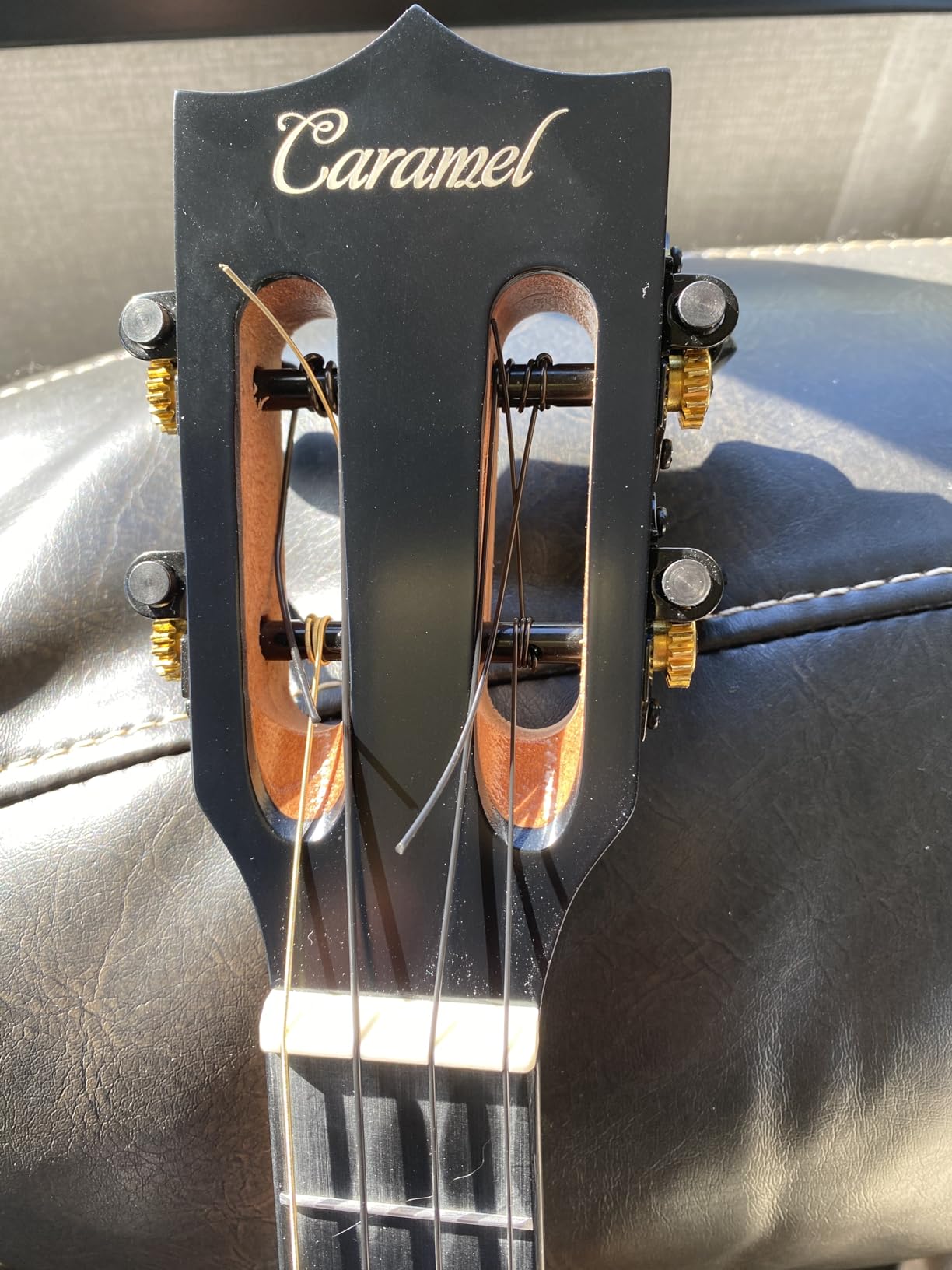 Caramel 26 inch CT905 All Butterfly Bocote Wood Tenor Electric Ukulele Professional Ukelele Kit Beginner Guitar Starter Bundle Strings, Padded Gig Bag, Strap customer photo 2