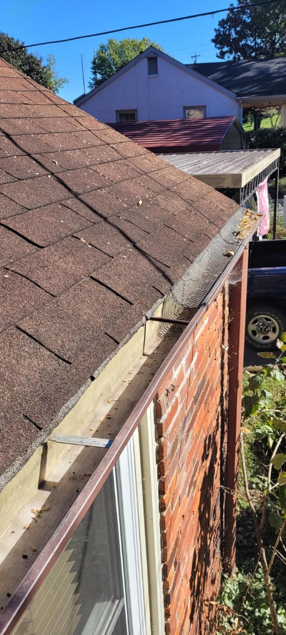 Amerimax Home Products 636025 Lock-In Gutter Guard, Black, 25 Count (Pack of 1) customer photo 1