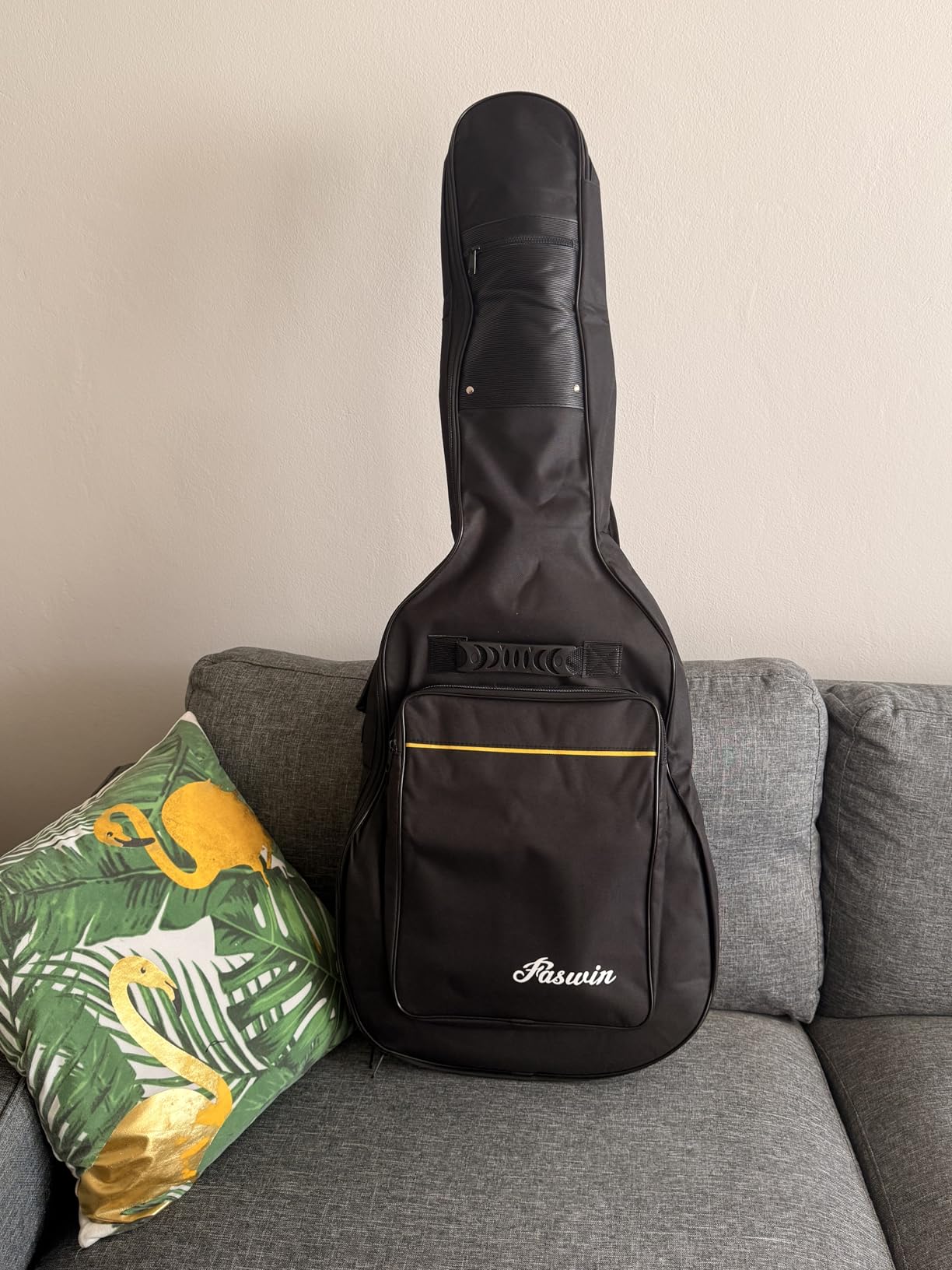 41 Inches Guitar Bag Dual Adjustable Shoulder Strap Acoustic Guitar Case Gig Bag, Waterproof Oxford Cloth 0.3 Inch Thicken Sponge Pad, Black customer photo 2