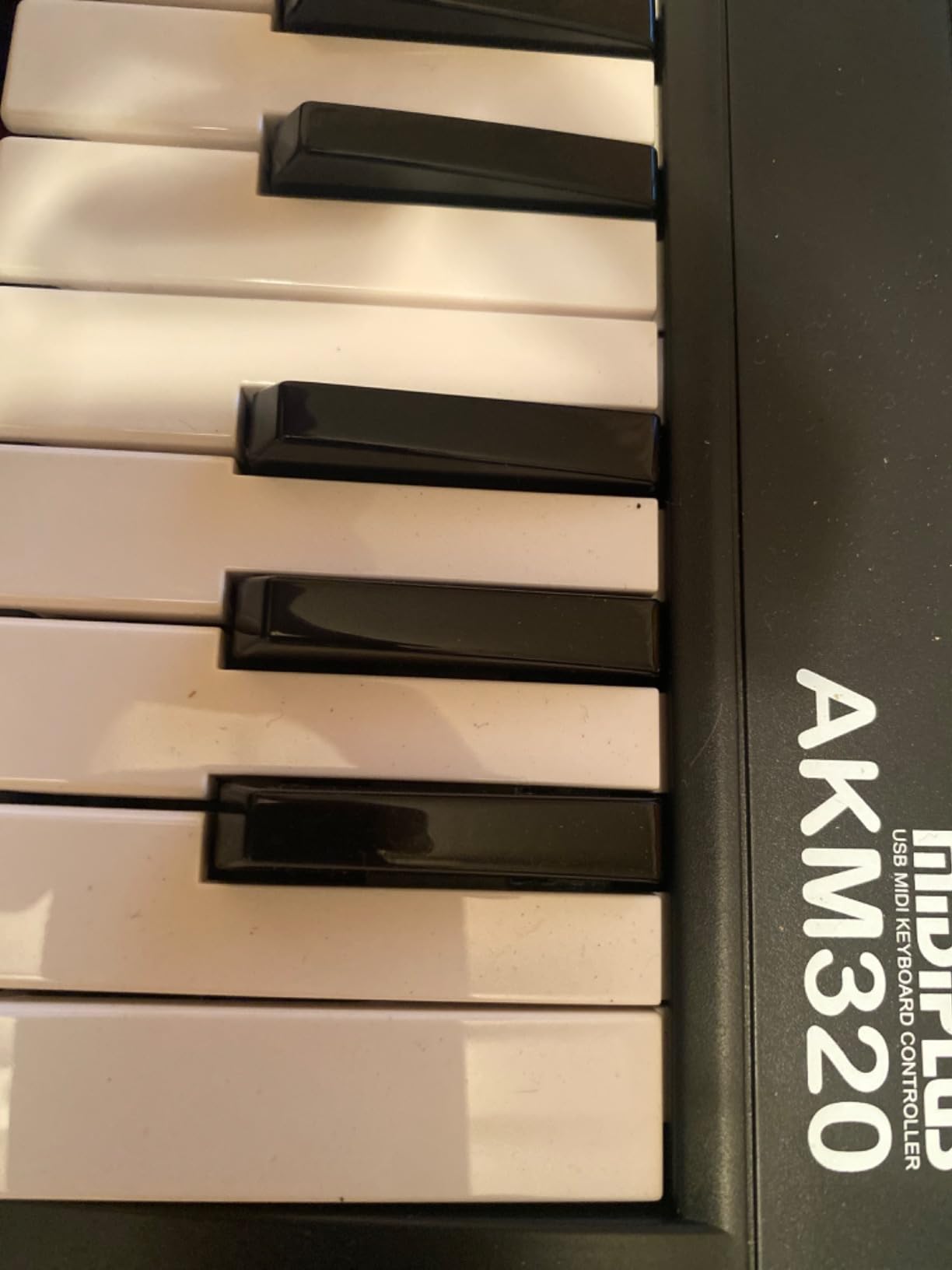 midiplus AKM320 Midi Keyboard Controller - 25 Key USB MIDI Controller for Beginners customer photo 2