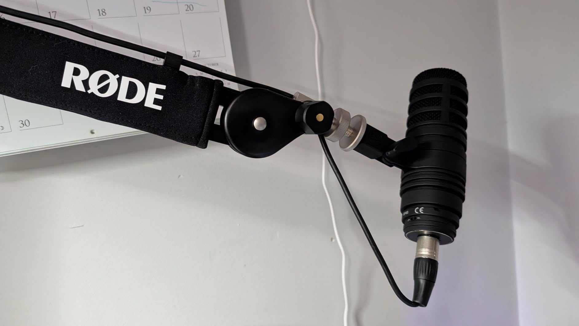 Audio-Technica BP40 Large-Diaphragm Broadcast Microphone customer photo 2