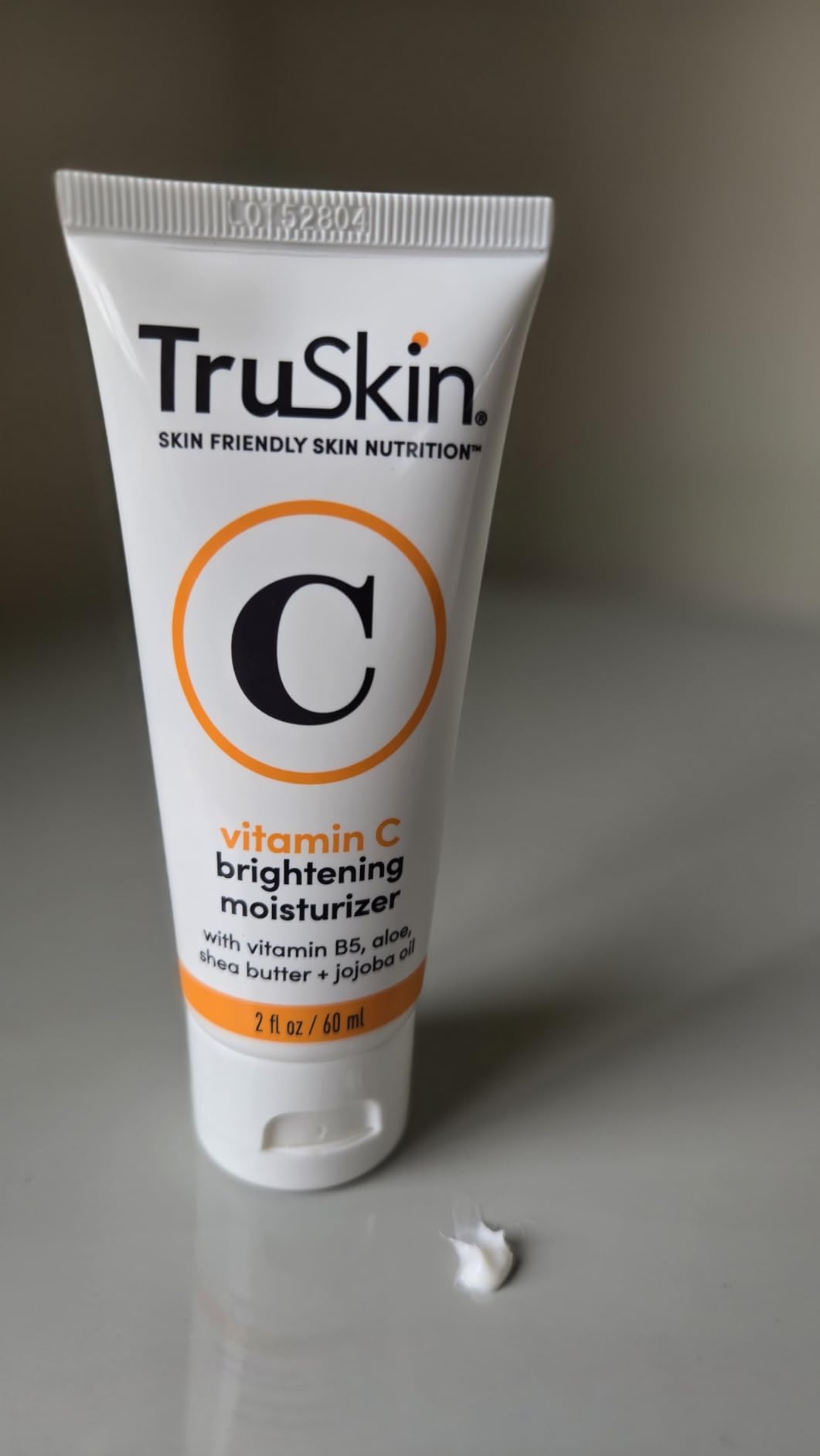 TruSkin Vitamin C Face Cream - Brightening & Hydrating Daily Moisturizer with Vitamin E, B5, Jojoba Oil & Green Tea - Smooth, Radiant-Looking Skin, 2 Fl Oz customer photo 1