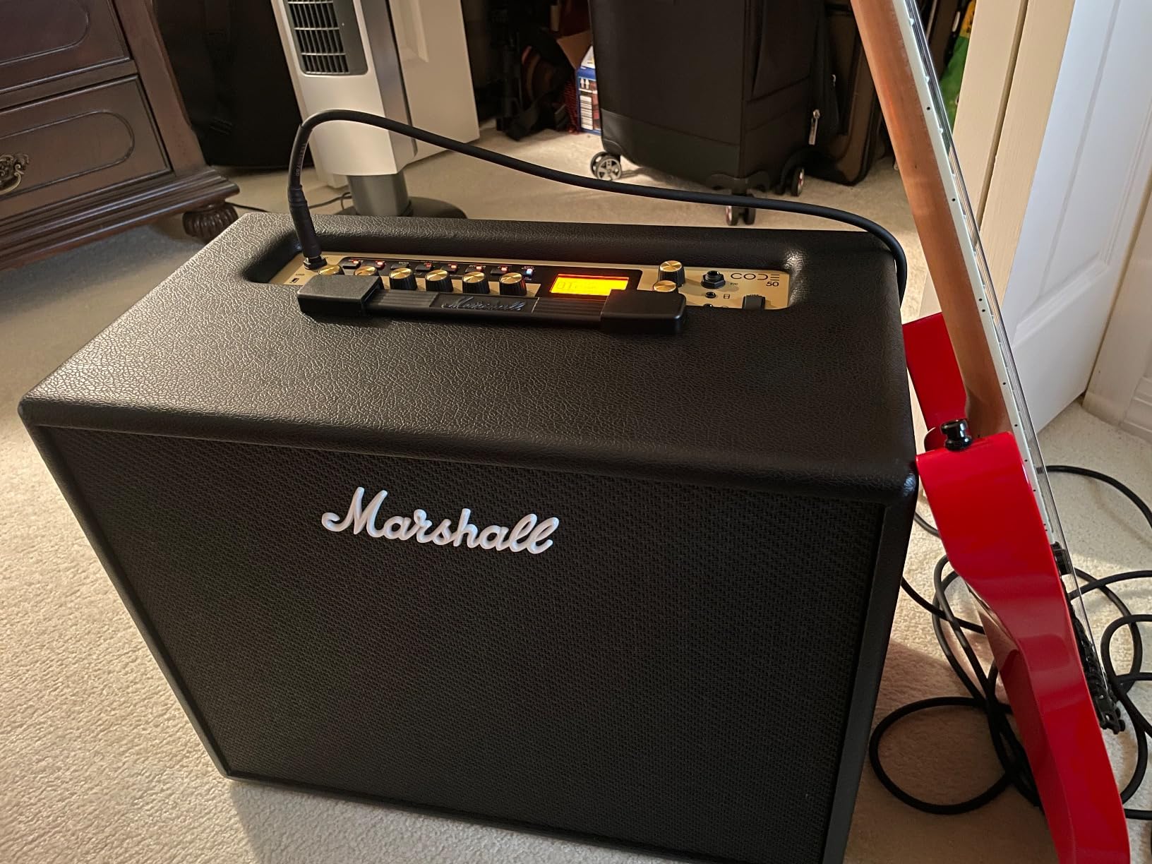 Marshall CODE50 Digital Combo Guitar Amplifier - Digital Effects and 100+ Presets, Preamp and Power Amp Models, 3.5mm Aux Input, Bluetooth Connectivity, 50W customer photo 1