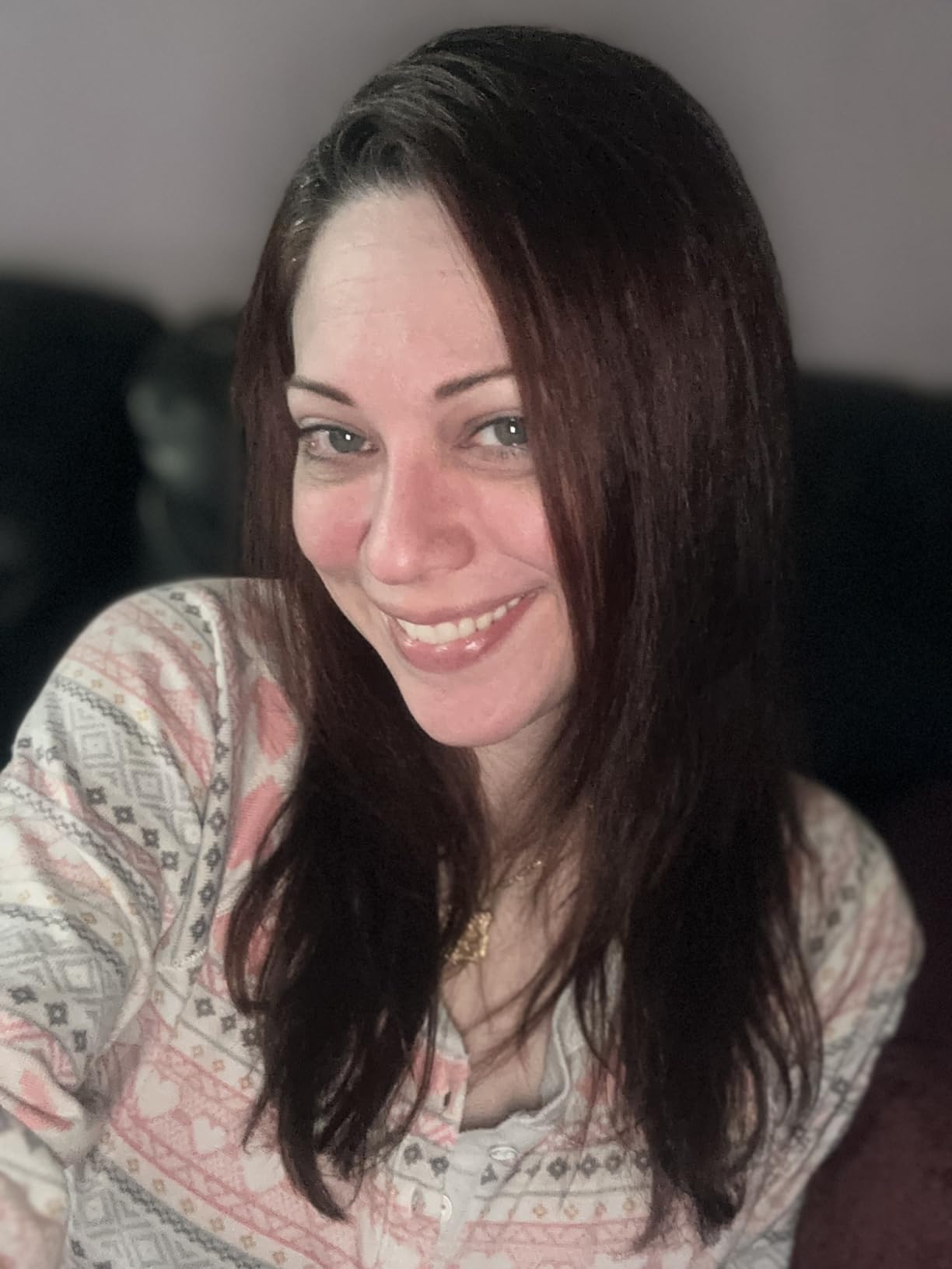 Revlon One-Step Volumizer Hair Dryer and Styler - Easy Salon-Style Blowouts, Less Frizz, More Shine, and Reduced Heat Damage, for All Hair Types and Lengths (Black) customer photo 1