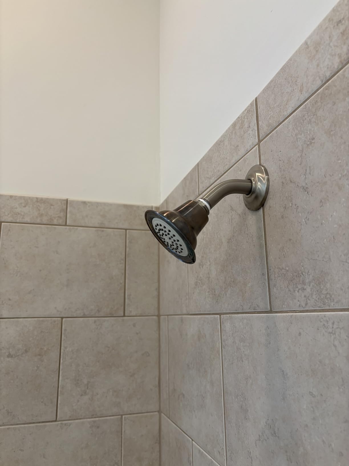 HammerHead Showers Solid Metal 8 Inch Rainfall Shower Head - CHROME - 2.5 GPM High Flow Shower Head Optimized for Pressure - Large Round Rain Shower Heads customer photo 2