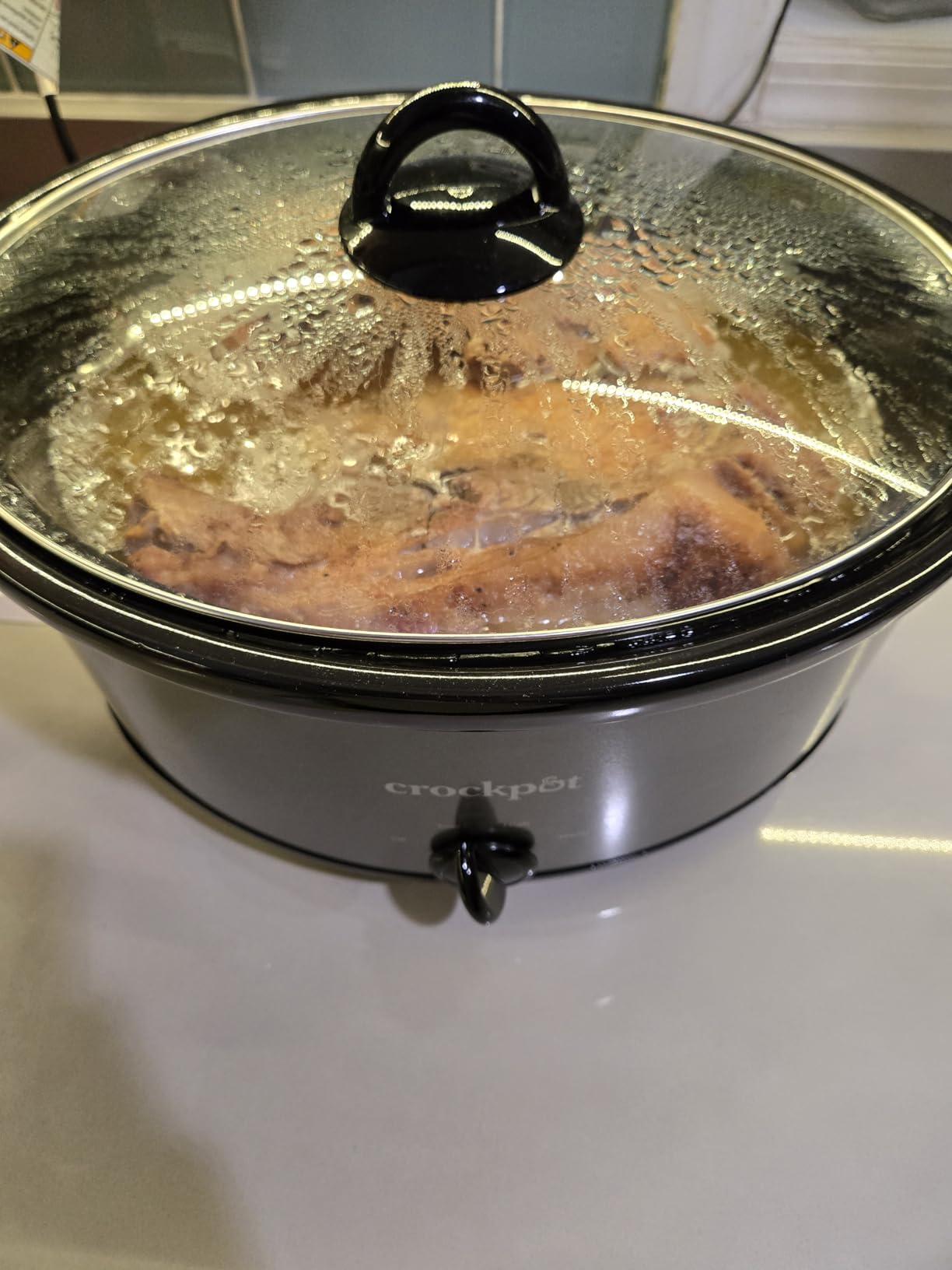 Crock-Pot 8-Quart Manual Slow Cooker, XL Family Size Serves 10+ People, Removable Stoneware with Warming Setting, Dishwasher Safe for Easy Cleanup, Red customer photo 1