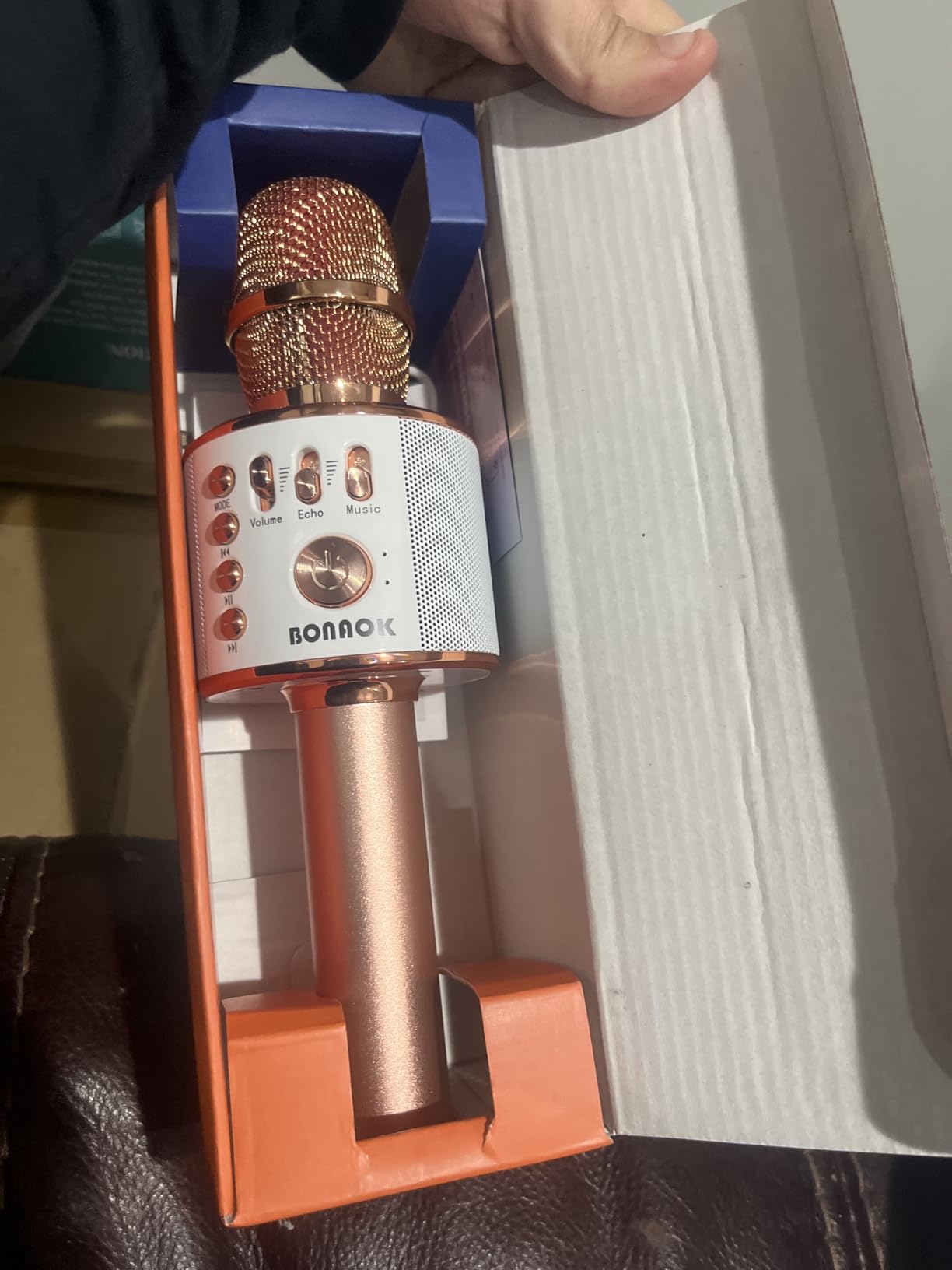 BONAOK Wireless Bluetooth Karaoke Microphone, 3-in-1 Portable Handheld Karaoke Mic Speaker Machine Home Party Birthday for All Smartphones PC (Q37 Rose Gold) customer photo 2