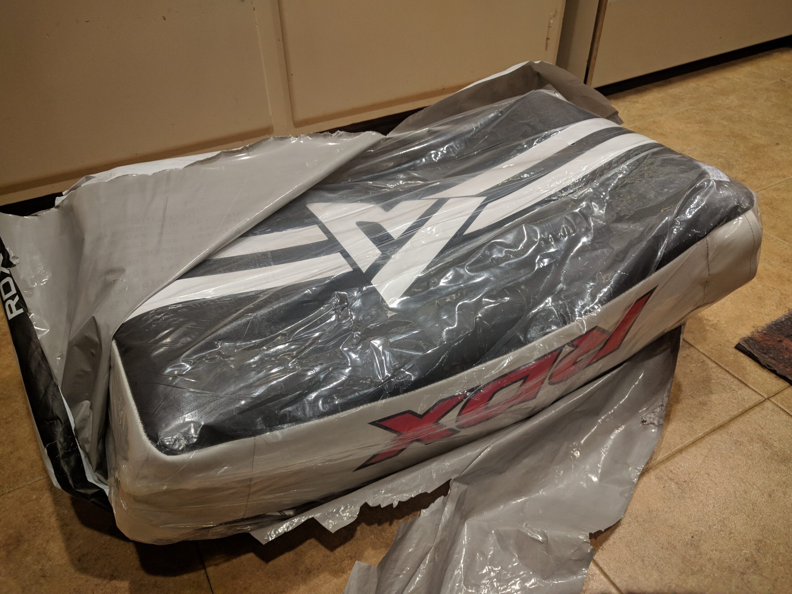 RDX Kick Shield Muay Thai Kickboxing, Heavy Curved Kicking Striking Body Pad, Punching Foot Target MMA Boxing Training, 3 Padded Handles, Martial Arts Karate TKD Taekwondo customer photo 2