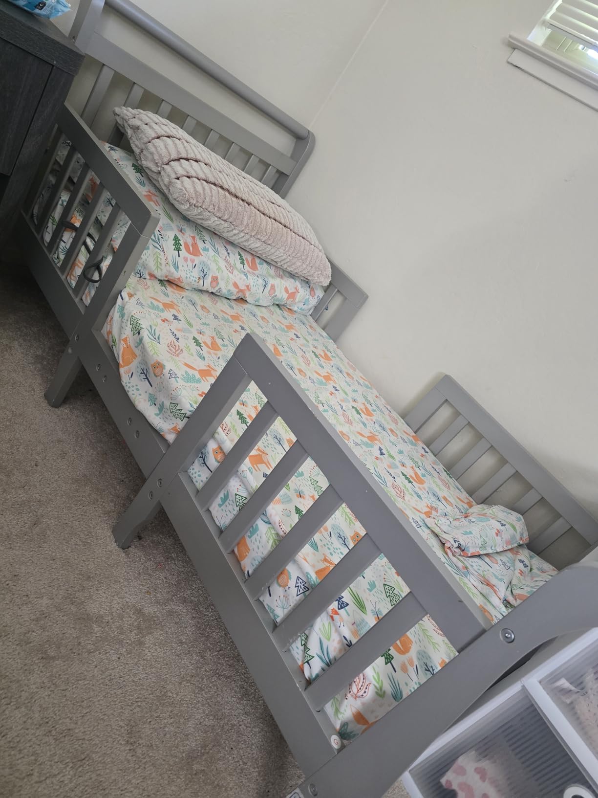 Dream On Me Emma 3-in-1 Convertible Wooden Toddler Bed in Steel Grey, Baby Safety Alliance Certified, Low-to-Floor Design, Solid Pinewood with Safety Rails customer photo 1