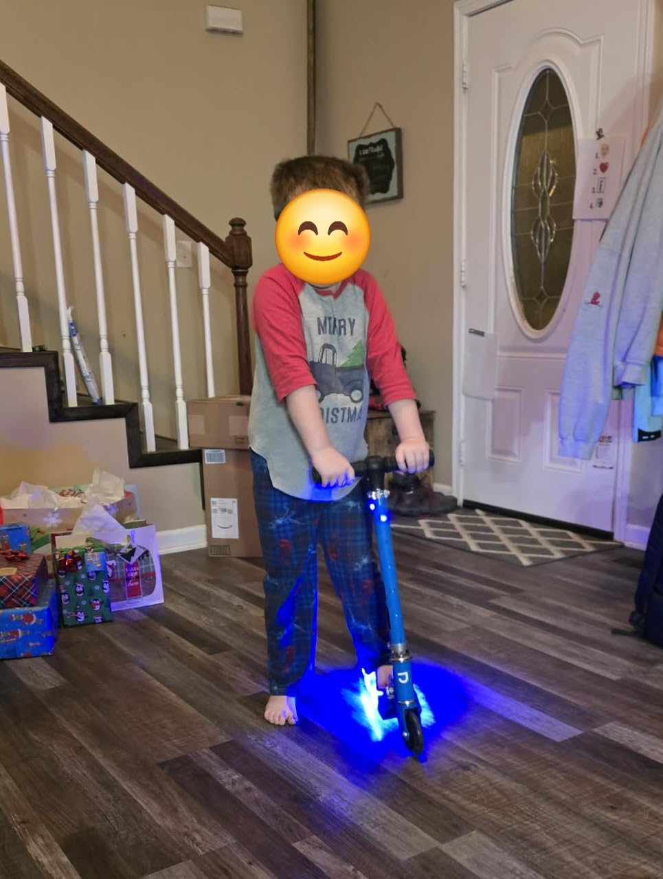 Jetson Jupiter Kids 2-Wheel Light-Up Kick Scooter, LED Lights on Handlebar, Stem, Wheels & Deck, Adjustable Handlebar, Rear Brake, Easy-Folding Mechanism, Ages 5+ customer photo 2