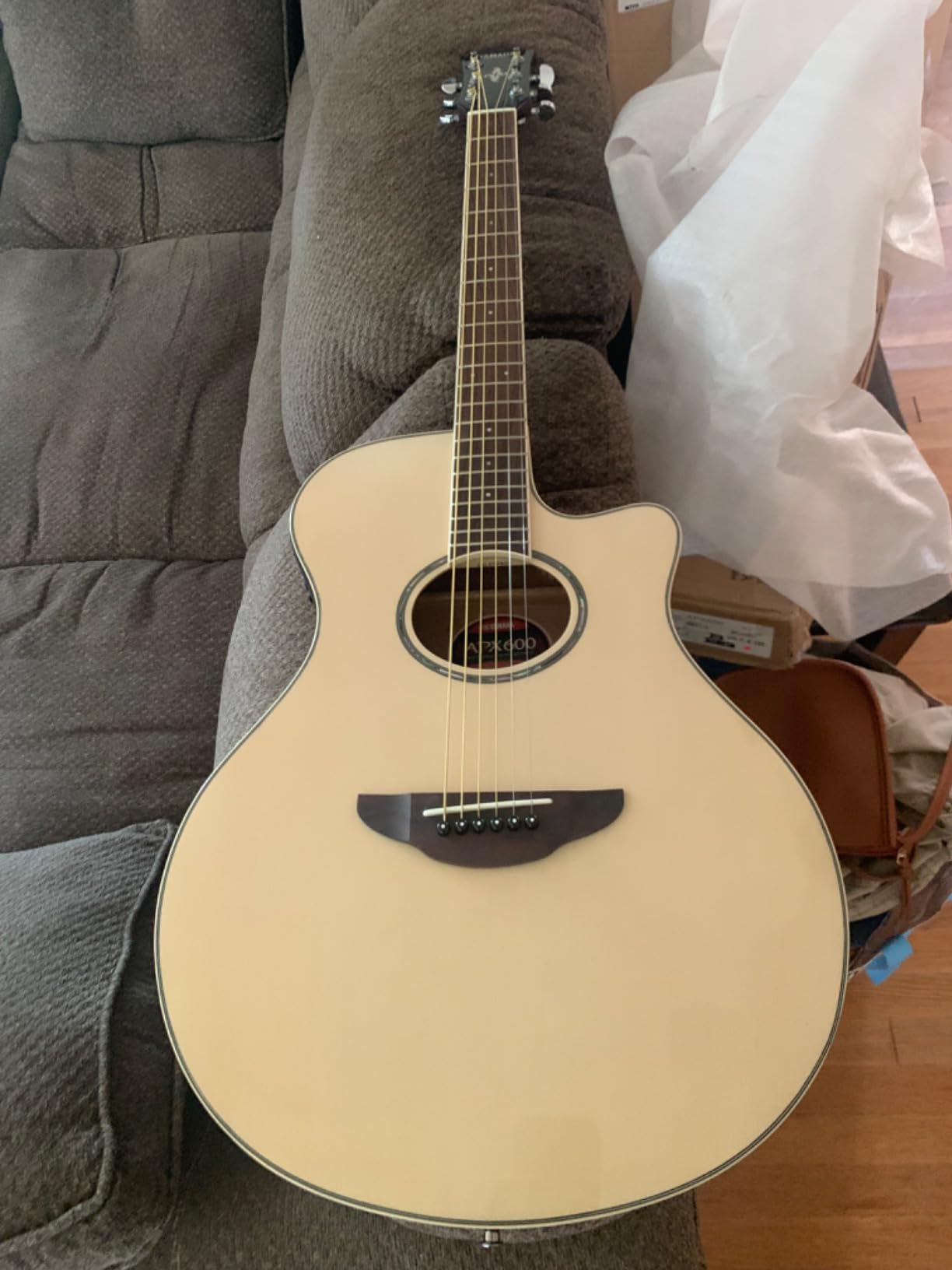 Yamaha APX600 OBB Thin Body Acoustic-Electric Guitar, Oriental Blue Burst customer photo 2
