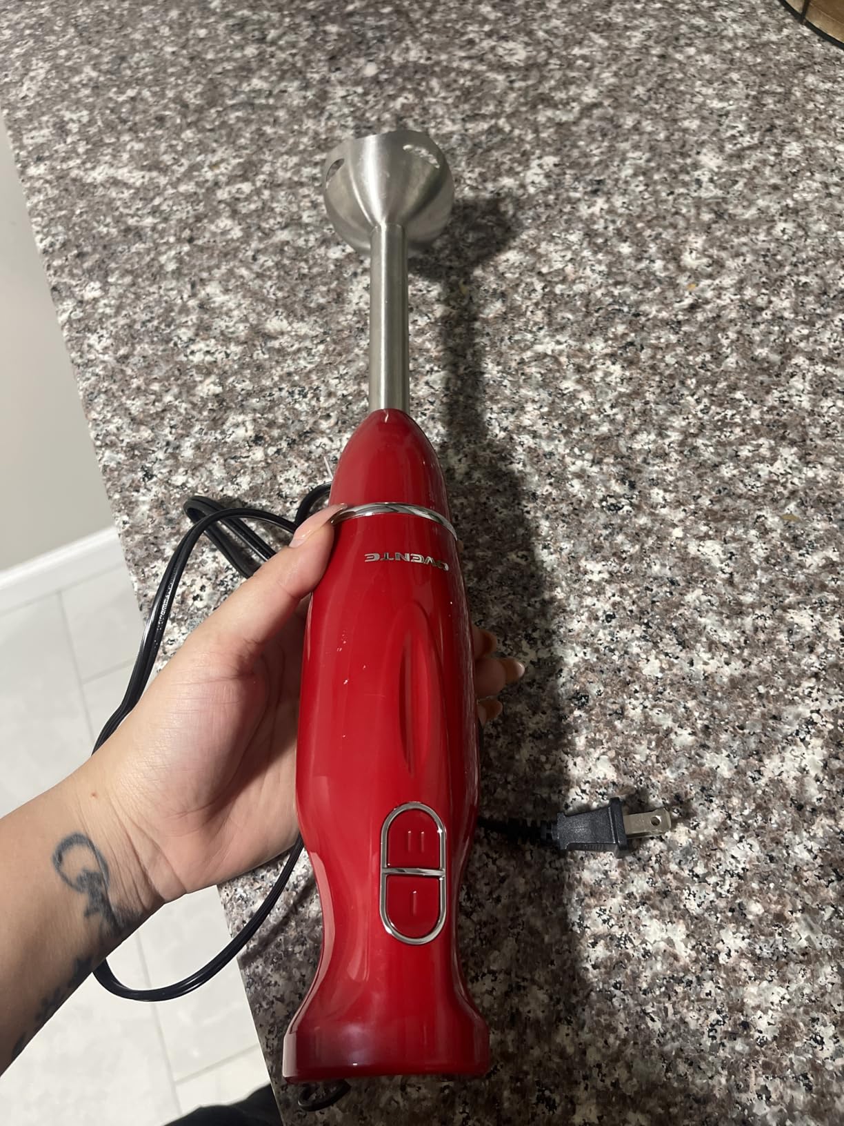OVENTE Immersion Hand Blender, 300W Electric Handheld Stick Mixer with 2 Mixing Speeds and Stainless Steel Blades for Smoothies, Purees & Baby Food, Red HS560R customer photo 1