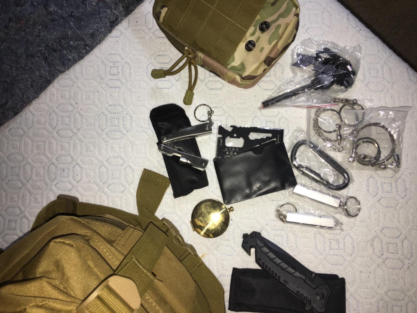 EVERLIT Complete 72 Hours Earthquake Bug Out Bag Emergency Survival Kit for Family customer photo 1