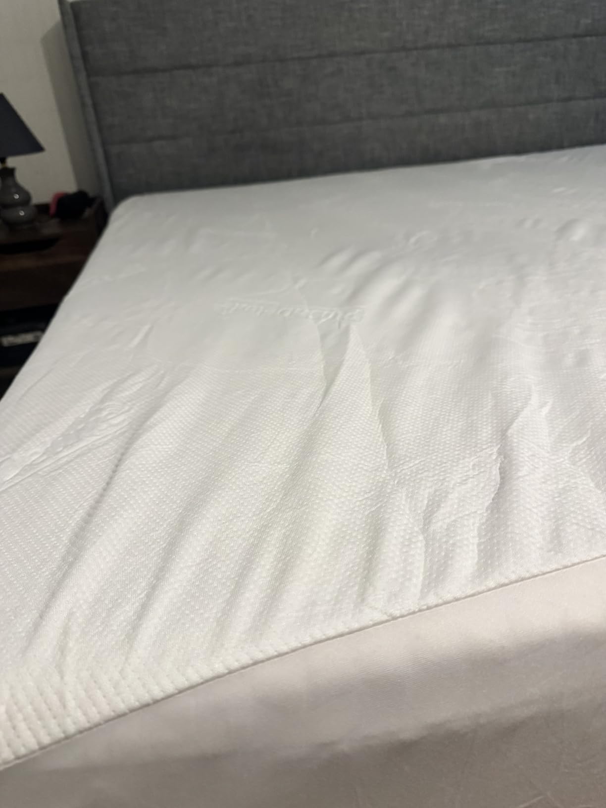 PlushDeluxe Premium Bamboo Mattress Protector - King Size, Waterproof, & Ultra Soft Breathable Noiseless Washable Bed Mattress Cover for Comfort & Protection - White customer photo 1