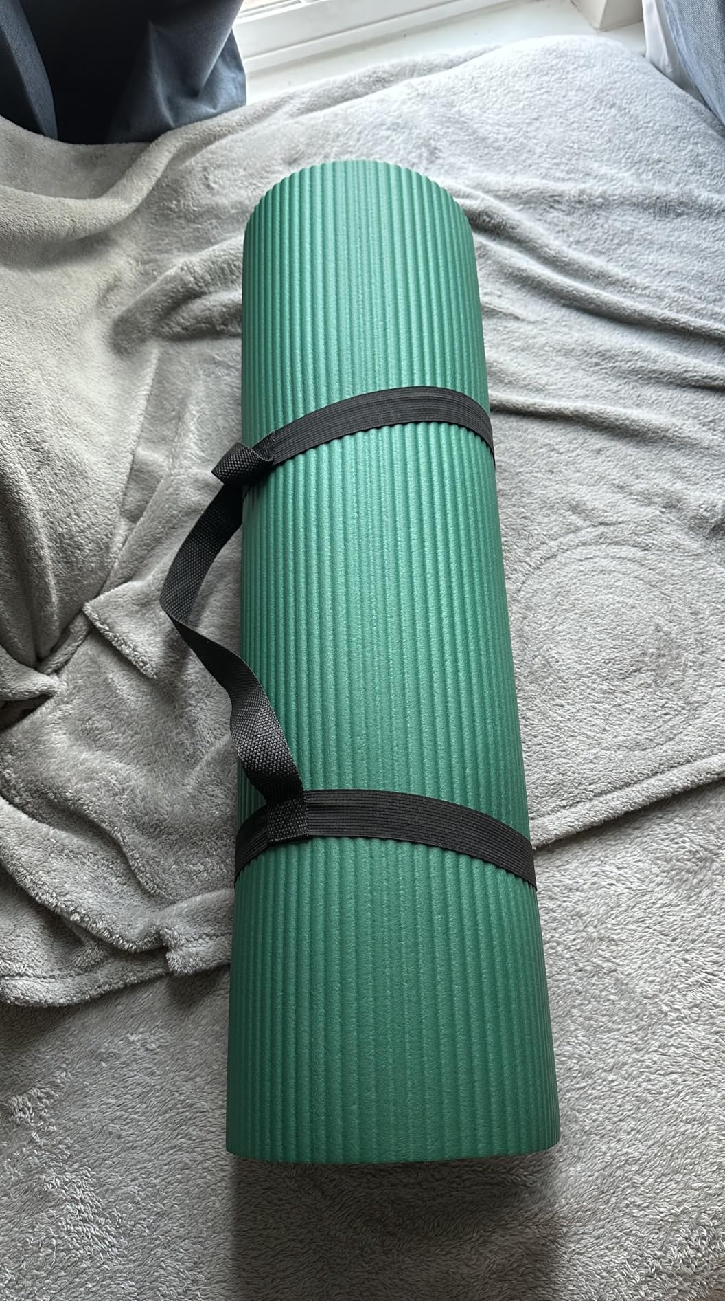 Gaiam Yoga Mat, Pilates & Exercise Mat, Thick Mat 2/5 inch (10mm) Workout Mat with Easy-Cinch Carrying Strap for Home & Gym Workouts customer photo 1