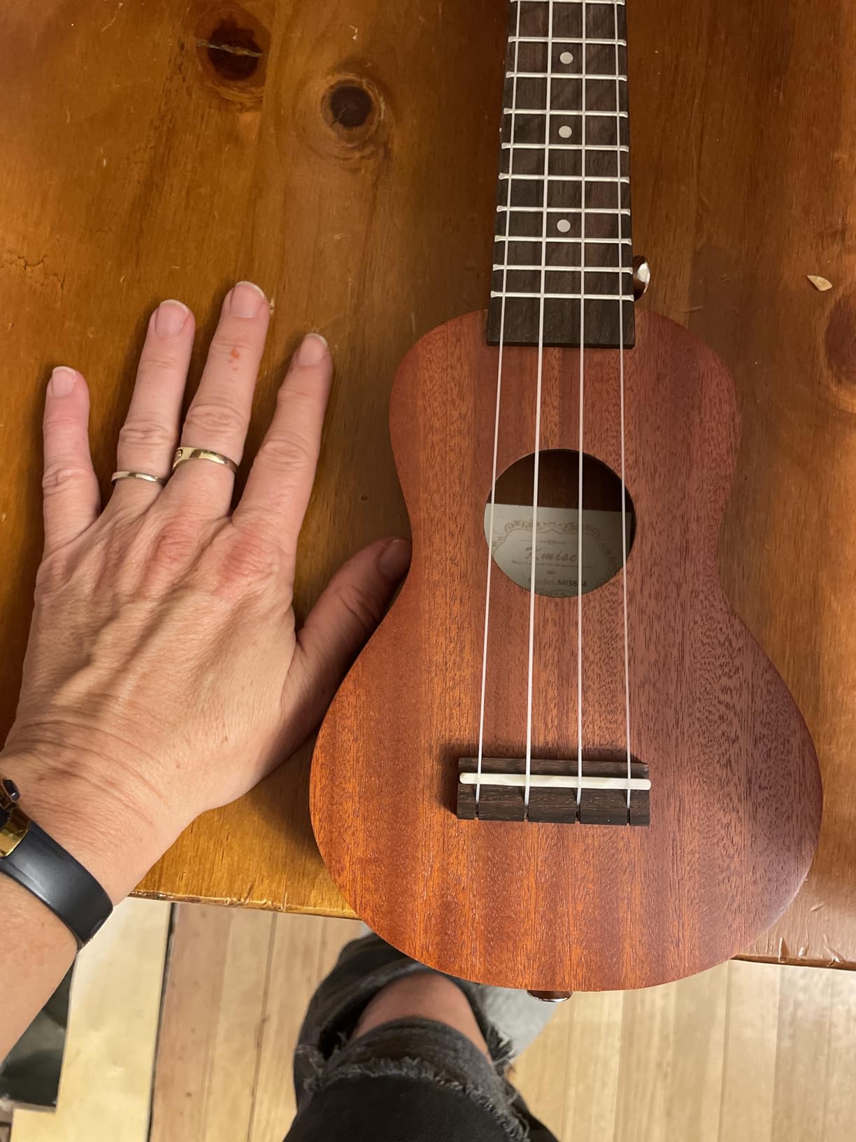 Kmise Baritone Ukulele, Ukelele 30 inch Professional Mahogany Uke with DGBE String Strap Ukalalee Picks customer photo 1