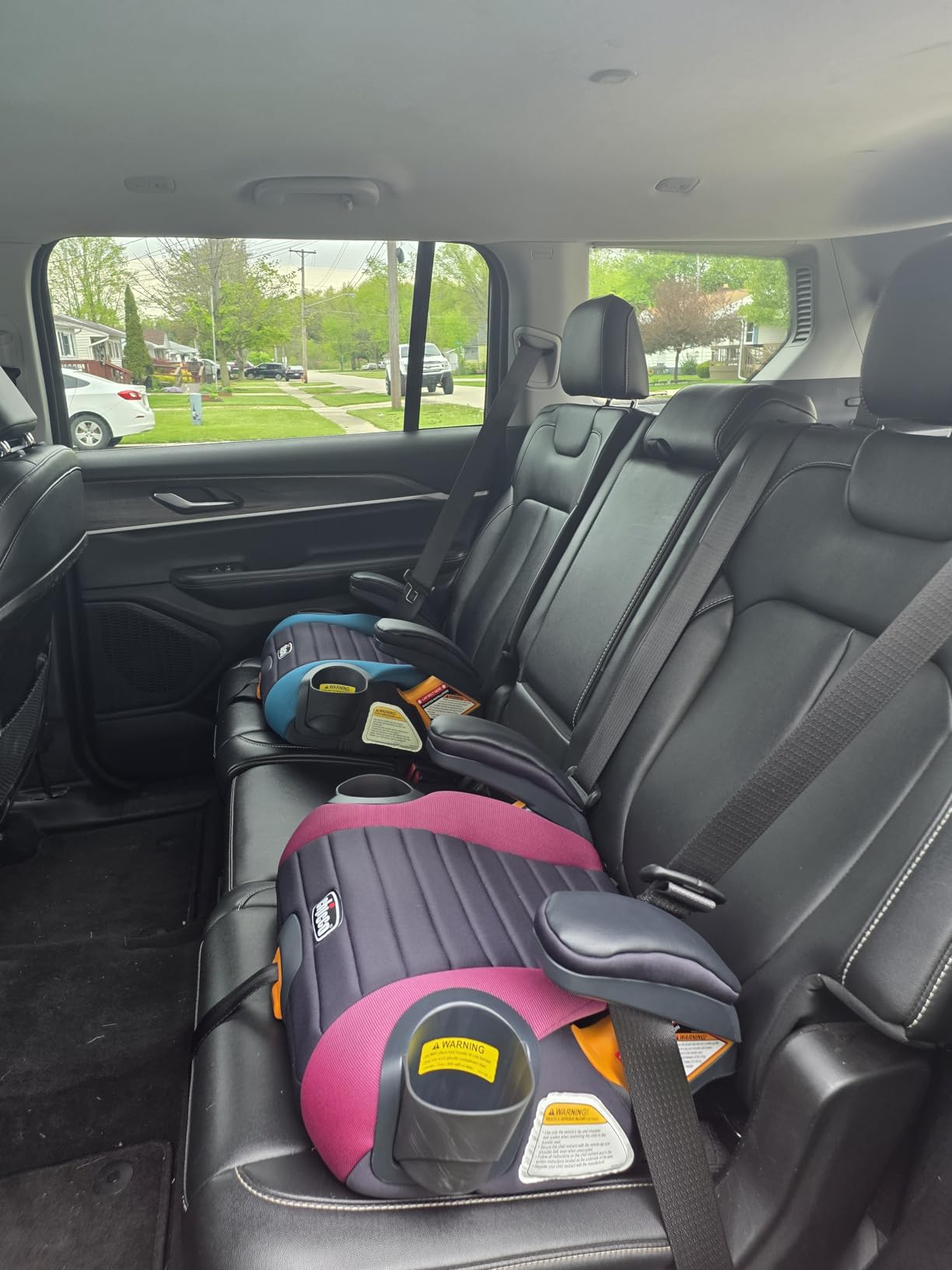Chicco GoFit Plus Backless Booster Car Seat with Latch Attachment and Quick-Release Latch Removal, Stream/Blue customer photo 1